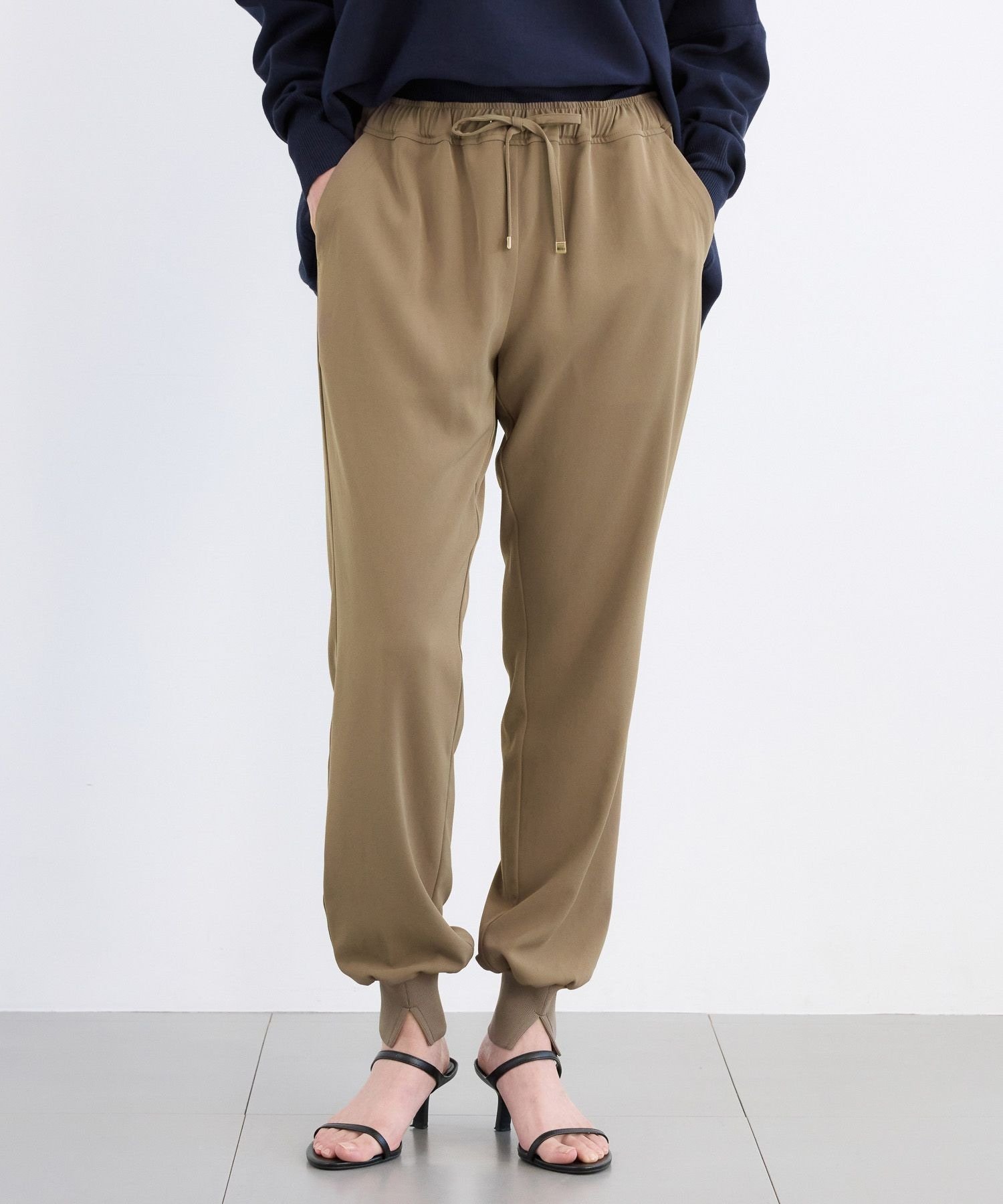 【バンヤードストーム/BARNYARDSTORM】の【『BABALOG』ご紹介アイテム】ダブルクロスジョガーパンツ【WEB限定カラー・サイズ】 インテリア・キッズ・メンズ・レディースファッション・服の通販 founy(ファニー) 　ファッション　Fashion　レディースファッション　Fashion for Women　パンツ　Pants & Trousers　アクセサリー　Fashion Accessories　ヴィンテージ　Vintage Style　スニーカー　Sneakers, Trainers　スリット　Slit, Slit Detail　セットアップ　Set-Up, Coordinated Outfit　ダブル　Double, Double-Breasted　ドッキング　Docking, Mixed Material　フロント　Front, Front Design　ロング　Long, Long-Length　冬　Winter / This Winter　A/W・秋冬　Autumn/Winter　カーキ|ID: prp329100004933679 ipo3291000000037031015