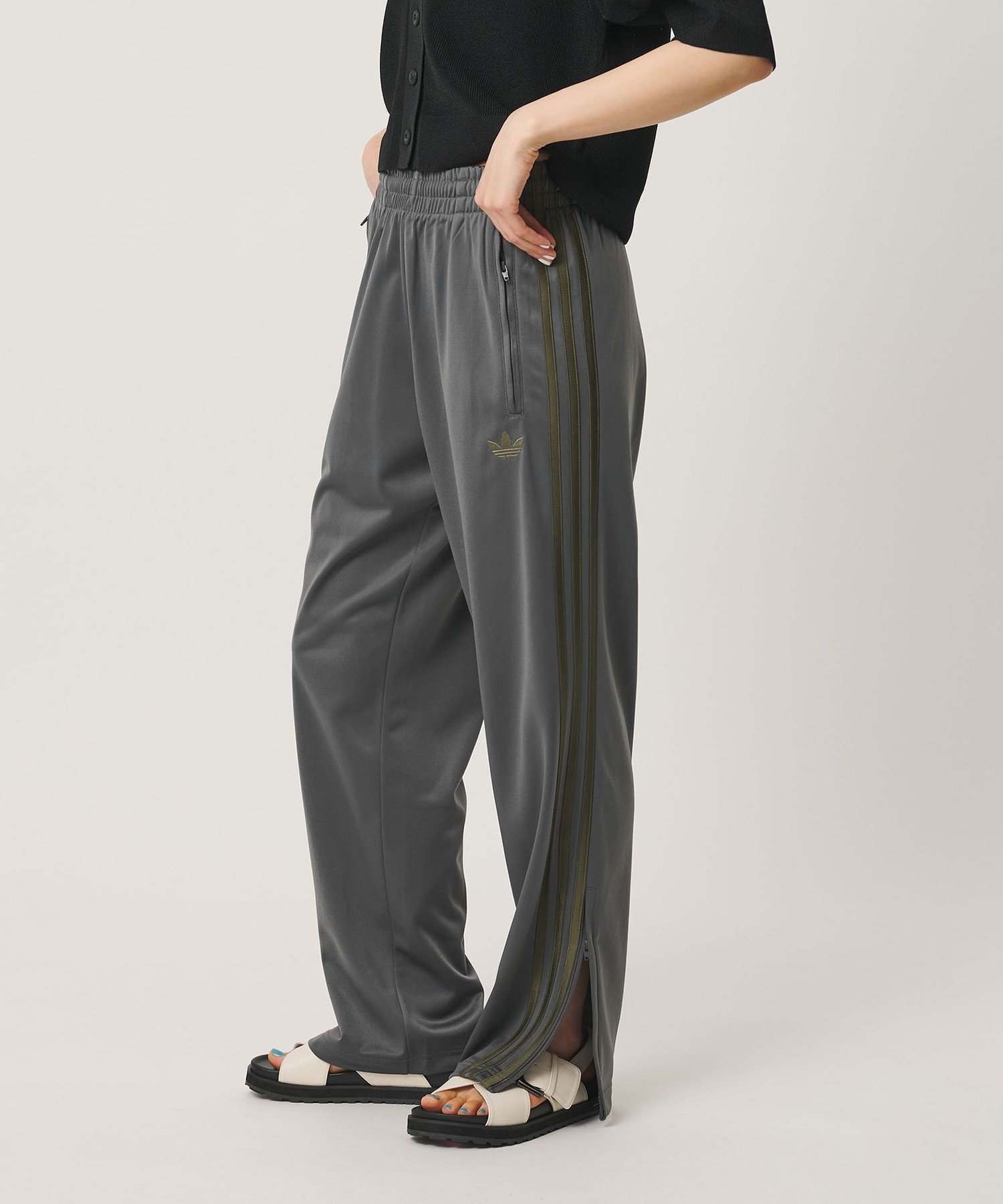 【ビューティ&ユース ユナイテッドアローズ/BEAUTY&YOUTH / UNITED ARROWS】のadidas Originals ファイヤーバードトラックパンツ インテリア・キッズ・メンズ・レディースファッション・服の通販 founy(ファニー) 　ファッション　Fashion　レディースファッション　Fashion for Women　パンツ　Pants & Trousers　クラシック　Classic, Timeless Style　ジャケット　Jacket, Outerwear　スニーカー　Sneakers, Trainers　スポーツ　Sports, Activewear　ドローコード　Drawcord, Drawstring Cord　フィット　Fit, Slim Fit　ミックス　Mix, Mixed Style　リラックス　Relax, Relaxed Fit　おすすめ　Recommended / Our Picks　MD.GRAY|ID: prp329100004933690 ipo3291000000037031080