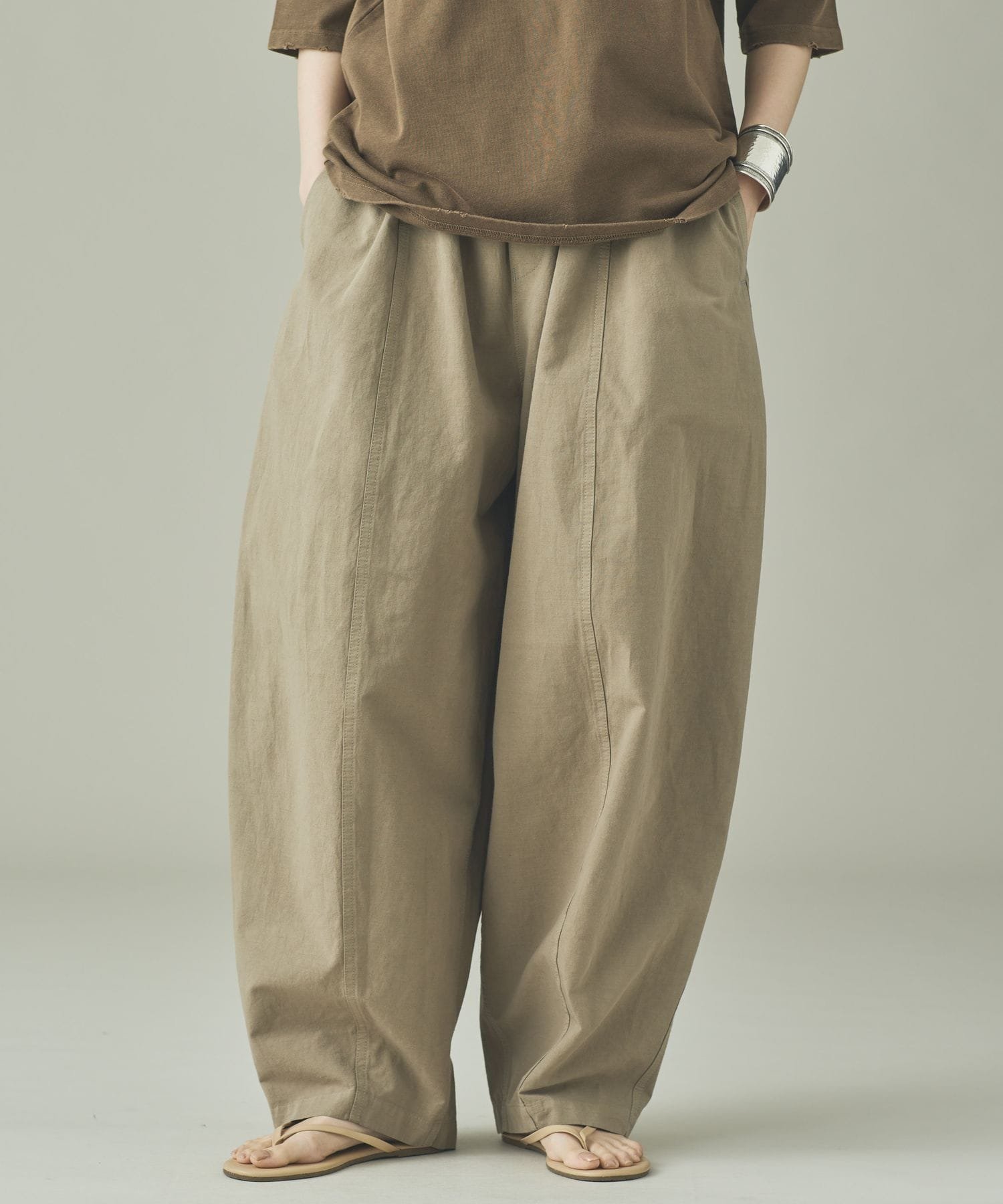 【カレンソロジー/Curensology】のコットンリネンドロストパンツ インテリア・キッズ・メンズ・レディースファッション・服の通販 founy(ファニー) 　ファッション　Fashion　レディースファッション　Fashion for Women　パンツ　Pants & Trousers　エレガント 上品　Elegant　バランス　Balance, Style Balance　フィット　Fit, Slim Fit　ミリタリー　Military, Army Style　リネン　Linen, Linen Fabric　ワイド　Wide, Wide Fit　ライトブラウン|ID: prp329100004933692 ipo3291000000037031086