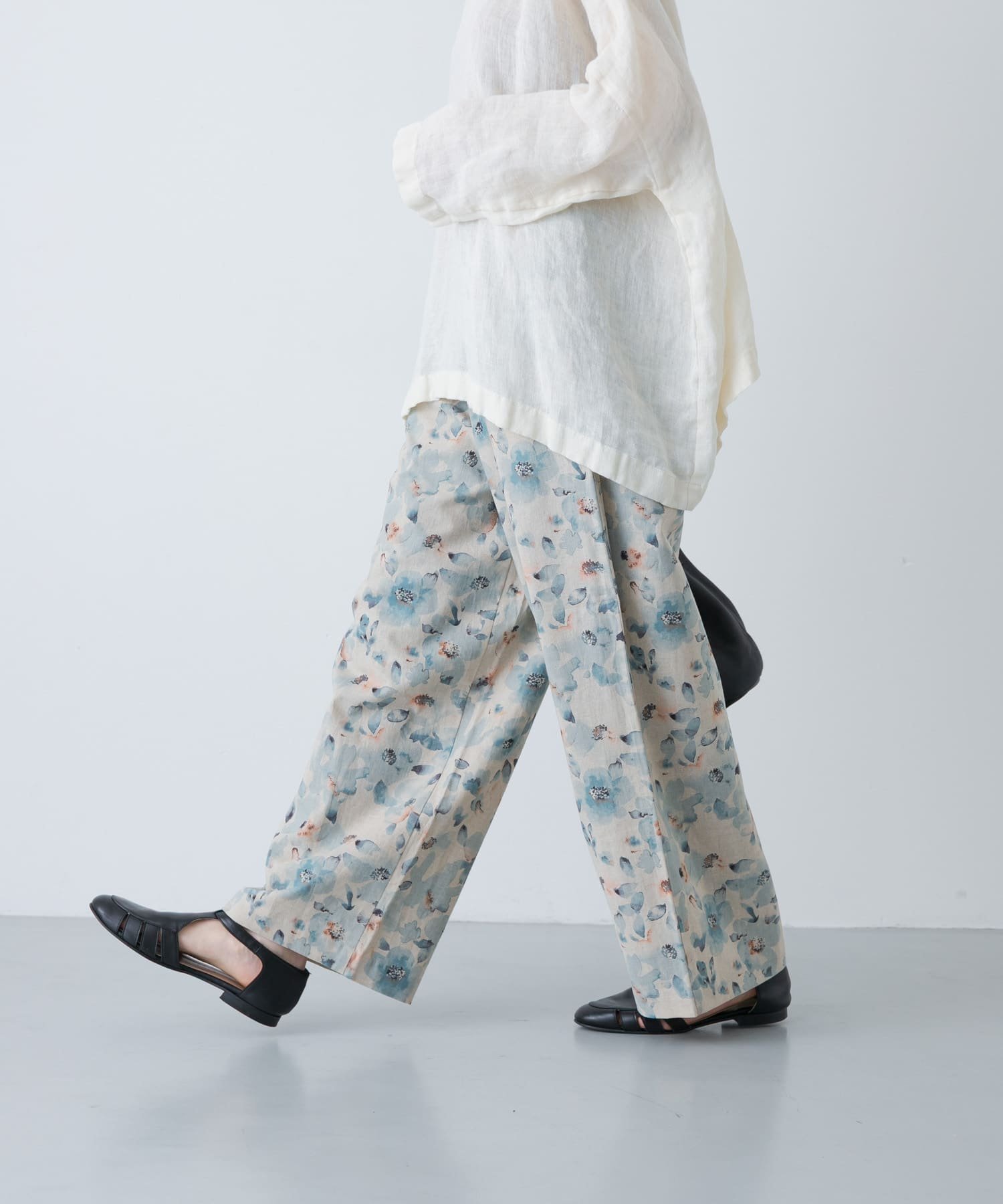 【かぐれ/kagure / URBAN RESEARCH】のコットンリネンプリントイージーパンツ インテリア・キッズ・メンズ・レディースファッション・服の通販 founy(ファニー) 　ファッション　Fashion　レディースファッション　Fashion for Women　パンツ　Pants & Trousers　シンプル　Simple, Minimal　ストレート　Straight, Straight Cut　チュニック　Tunic, Long Top　ポケット　Pocket, Pocket Detail　リネン　Linen, Linen Fabric　S/S・春夏　SS, Spring/Summer, Warm Season　おすすめ　Recommended / Our Picks　夏　Summer　2026年　2026　ライトブルー|ID: prp329100004933698 ipo3291000000037031116