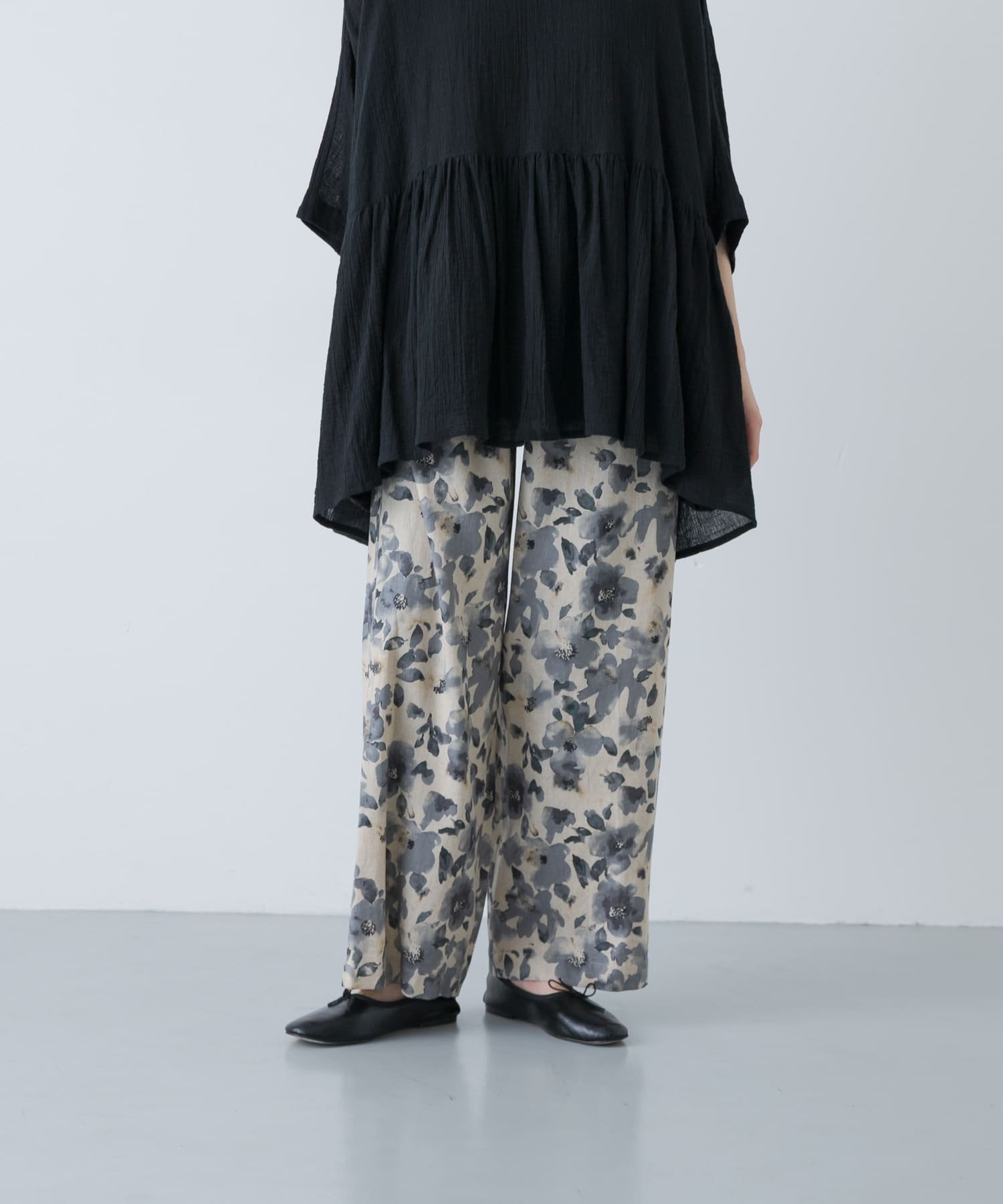 【かぐれ/kagure / URBAN RESEARCH】のコットンリネンプリントイージーパンツ インテリア・キッズ・メンズ・レディースファッション・服の通販 founy(ファニー) 　ファッション　Fashion　レディースファッション　Fashion for Women　パンツ　Pants & Trousers　シンプル　Simple, Minimal　ストレート　Straight, Straight Cut　チュニック　Tunic, Long Top　ポケット　Pocket, Pocket Detail　リネン　Linen, Linen Fabric　S/S・春夏　SS, Spring/Summer, Warm Season　おすすめ　Recommended / Our Picks　夏　Summer　2026年　2026　ライトグレー|ID: prp329100004933698 ipo3291000000037031117