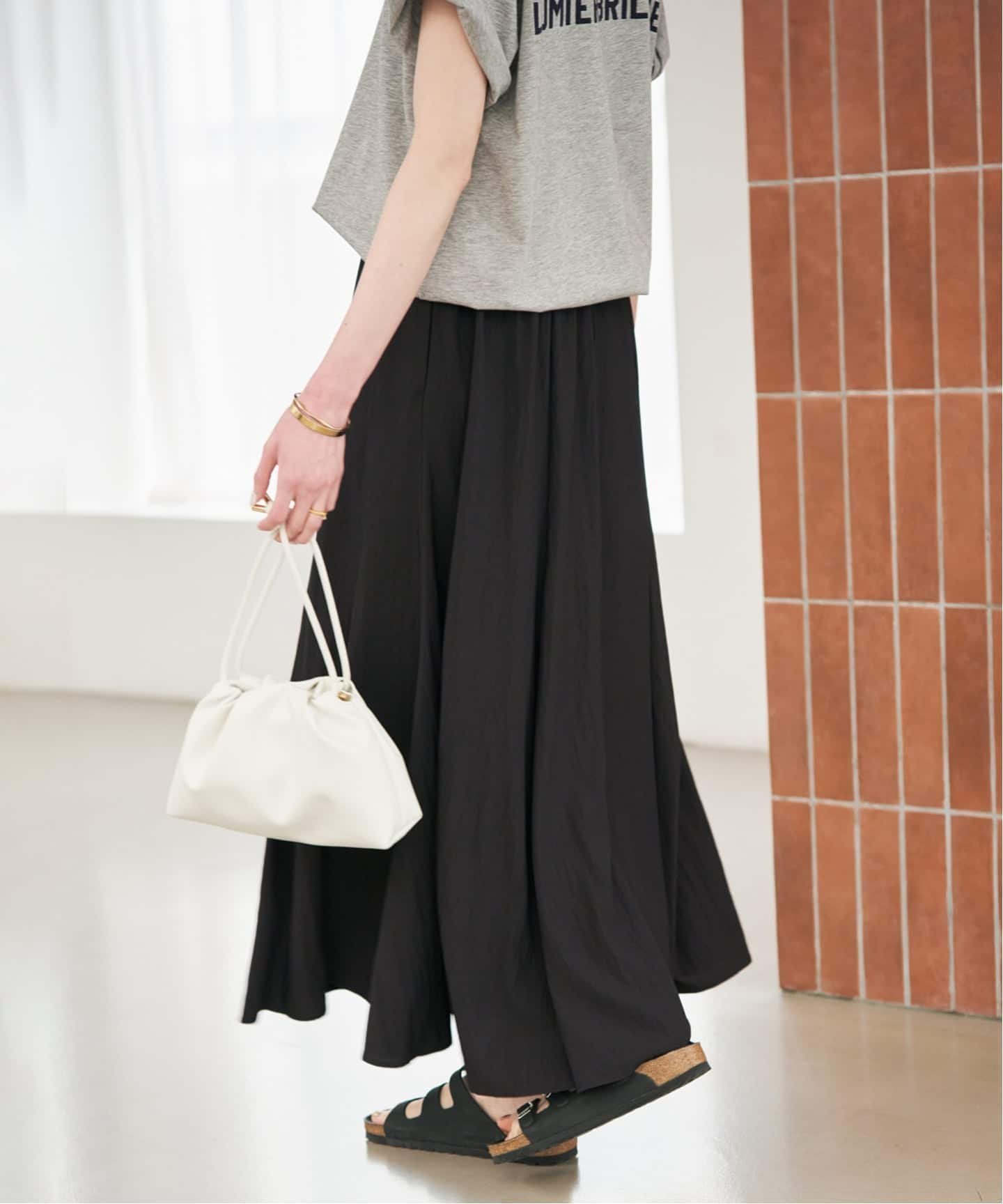 【スローブ イエナ/SLOBE IENA】の《WEB限定/追加 》ナイロンワッシャー切り替えギャザースカート インテリア・キッズ・メンズ・レディースファッション・服の通販 founy(ファニー) 　ファッション　Fashion　レディースファッション　Fashion for Women　スカート　Skirts　ギャザー　Gathered, Ruffled　サマー　Summer, Summer Style　フレア　Flare, Flared　ポケット　Pocket, Pocket Detail　リラックス　Relax, Relaxed Fit　ワッシャー　Washer, Crinkled Finish　2026年　2026　ブラック|ID: prp329100004933709 ipo3291000000037031159