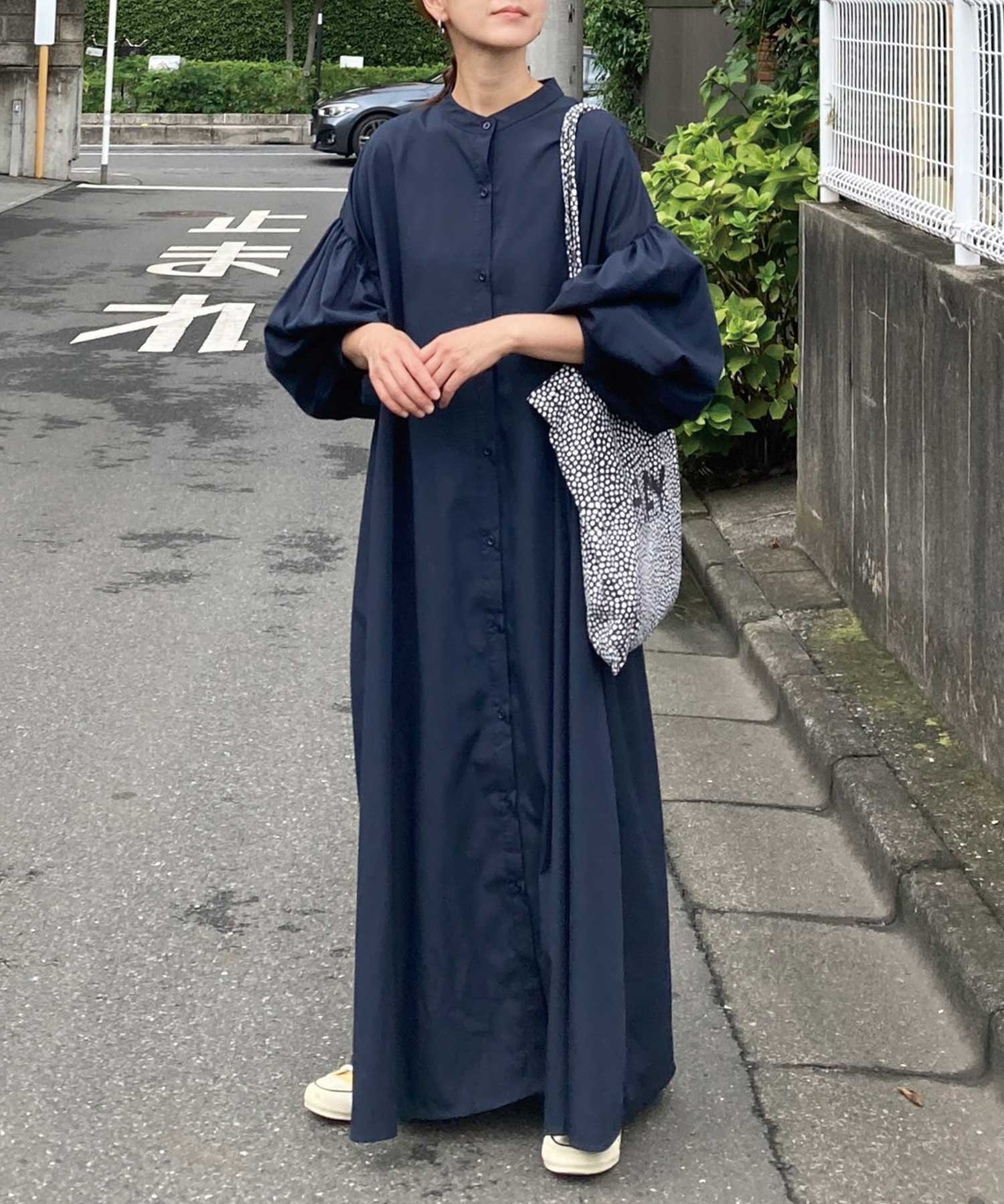 【コーナーズ/CORNERS】のCORNERS by KR ボリュームスリーブストライプシャツワンピース インテリア・キッズ・メンズ・レディースファッション・服の通販 founy(ファニー) 　ファッション　Fashion　レディースファッション　Fashion for Women　ワンピース　Dresses　シャツワンピース / 1枚で着映えコーデ　Shirt Dresses　シャツワンピ　Shirt Dress, Shirt One-Piece　シンプル　Simple, Minimal　ストライプ　Stripe, Striped Pattern　スリーブ　Sleeve, Long Sleeve / Short Sleeve　羽織　Haori, Light Jacket　リラックス　Relax, Relaxed Fit　エレガント 上品　Elegant　ダークネイビー|ID: prp329100004933730 ipo3291000000037031249