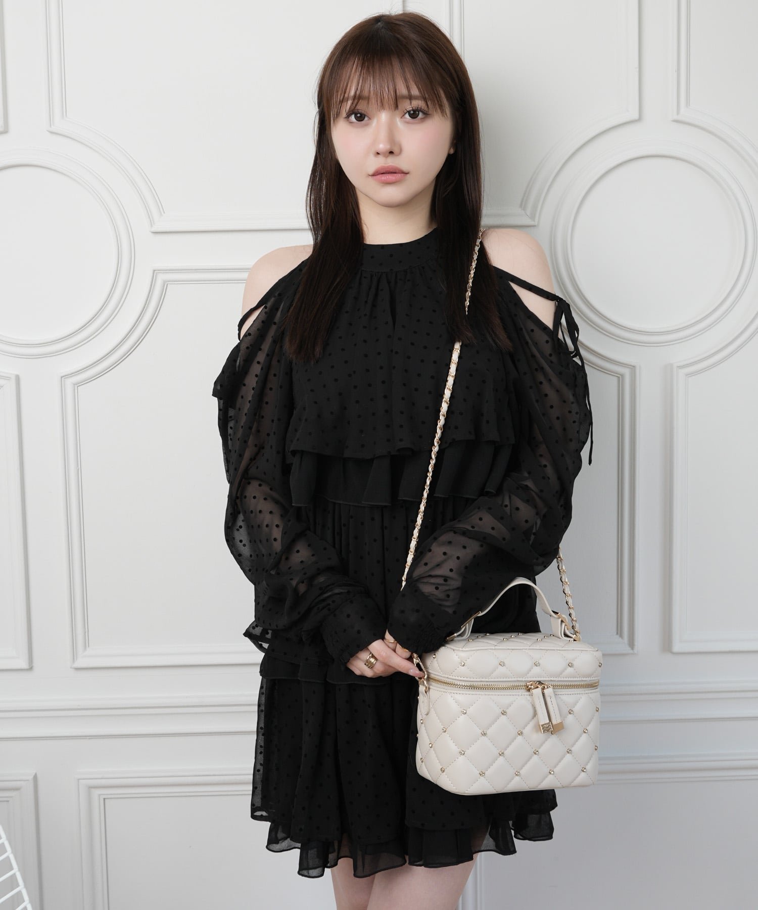 【リップサービス/LIP SERVICE】のLIP SERVICE/ティアードフレアエアリーワンピース インテリア・キッズ・メンズ・レディースファッション・服の通販 founy(ファニー) 　ファッション　Fashion　レディースファッション　Fashion for Women　ワンピース　Dresses　おすすめ　Recommended / Our Picks　エアリー　Airy Texture　ガーリー　Girly, Feminine Style　サンダル　Sandals, Summer Shoes　シフォン　Chiffon, Lightweight Fabric　ショルダー　Shoulder, Shoulder Strap　チュニック　Tunic, Long Top　ティアード　Tiered, Tiered Style　バランス　Balance, Style Balance　ブラウジング　Blouson Silhouette, Cinched Waist　リボン　Ribbon, Bow　ミックス2|ID: prp329100004933733 ipo3291000000037031267