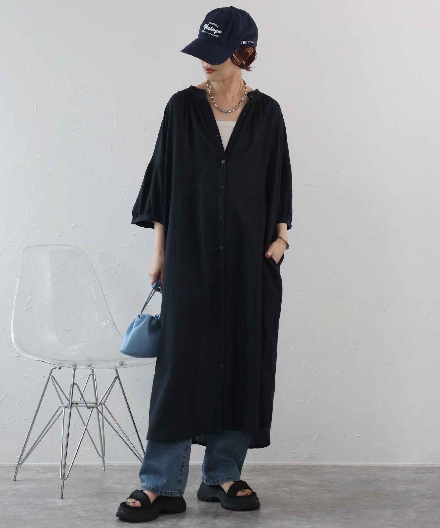 【リラクロ/relaclo】のmitis/綿麻ミックス 襟プリーツシャツワンピース インテリア・キッズ・メンズ・レディースファッション・服の通販 founy(ファニー) 　ファッション　Fashion　レディースファッション　Fashion for Women　ワンピース　Dresses　シャツワンピース / 1枚で着映えコーデ　Shirt Dresses　プリーツ　Pleats, Pleated　ミックス　Mix, Mixed Style　ワイド　Wide, Wide Fit　羽織　Haori, Light Jacket　チャコール|ID: prp329100004933742 ipo3291000000037031318