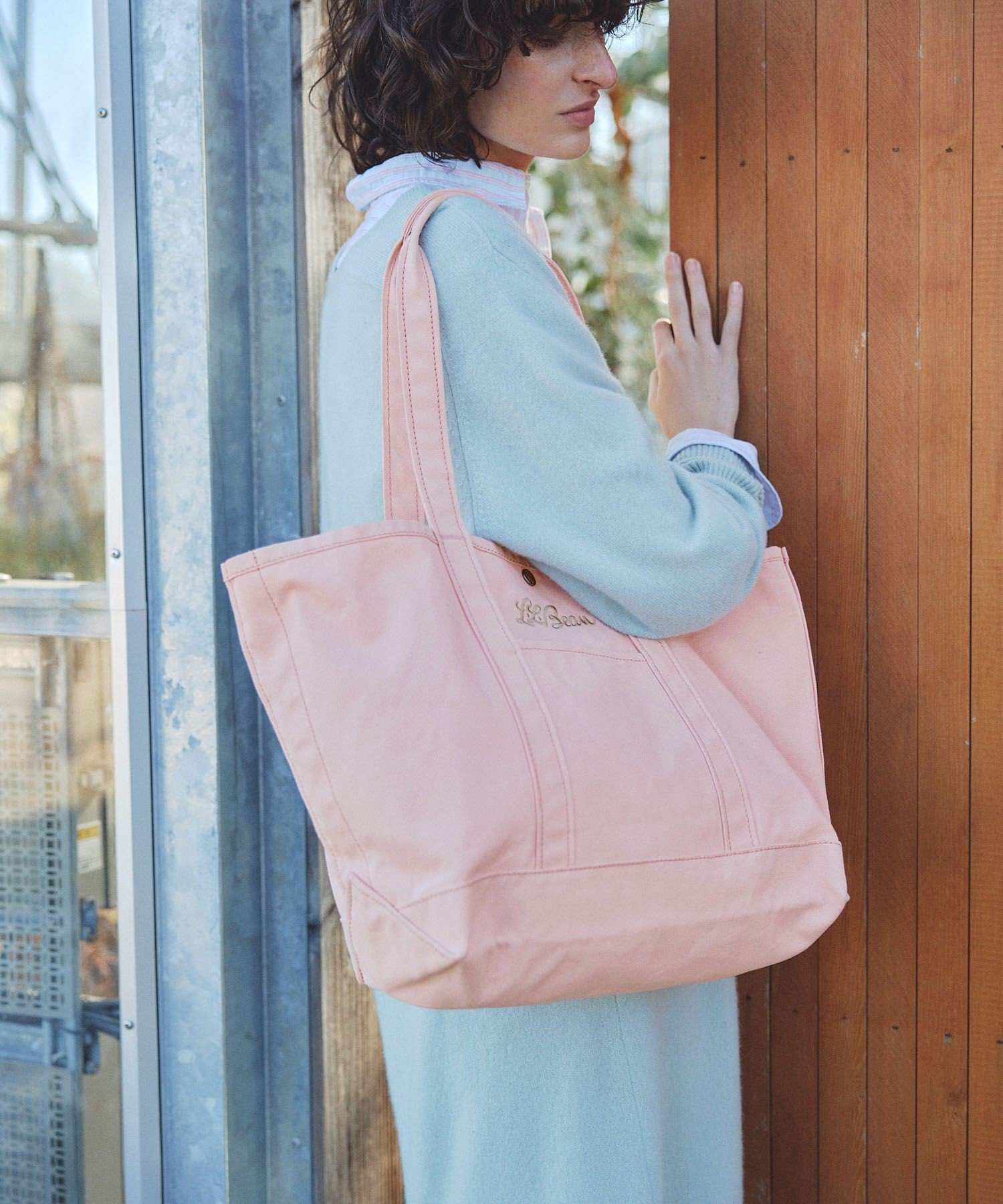 【サロン アダム エ ロペ/SALON adam et rope'】の【L.L.Bean for SALON(エル・エル・ビーン)】別注middle grocery tote インテリア・キッズ・メンズ・レディースファッション・服の通販 founy(ファニー) 　ファッション　Fashion　レディースファッション　Fashion for Women　バッグ　Bags　アウトドア　Outdoor Clothing　イエロー　Yellow　コーティング　Coating, Coated Finish　シューズ　Shoes, Footwear　ショルダー　Shoulder, Shoulder Strap　スペシャル　Special, Limited Edition　スポーツ　Sports, Activewear　定番　Standard, Basic Item　人気　Popular, Best Seller　バランス　Balance, Style Balance　ポケット　Pocket, Pocket Detail　別注　Limited Edition, Custom Order　ミドル　Middle Length, Mid Height　リュック　Backpack, Rucksack　ローズ　Rose, Rose Motif　ビジネス 仕事 通勤　Business / Work / Commuting　ピンク系(65)|ID: prp329100004933758 ipo3291000000037031383