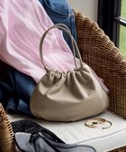 【ラシット/russet】のレザー巾着4WAYショルダーバッグ 人気、トレンドファッション・服の通販 founy(ファニー) ファッション Fashion レディースファッション Fashion for Women バッグ Bags イエロー Yellow オケージョン Occasion Wear クラッチ Clutch, Clutch Bag コンパクト Compact, Small Size 巾着 Drawstring Bag, Kinchaku 軽量 Lightweight, Ultra Light ショルダー Shoulder, Shoulder Strap シルバー Silver, Metallic Silver シンプル Simple, Minimal スタイリッシュ Stylish, Fashionable フォルム Silhouette, Form ベーシック Basic, Essential ポケット Pocket, Pocket Detail メタリック Metallic, Shiny Finish 日本製 Made In Japan エレガント 上品 Elegant セレモニー Ceremony thumbnail グレージュ|ID: prp329100004933766 ipo3291000000037031421