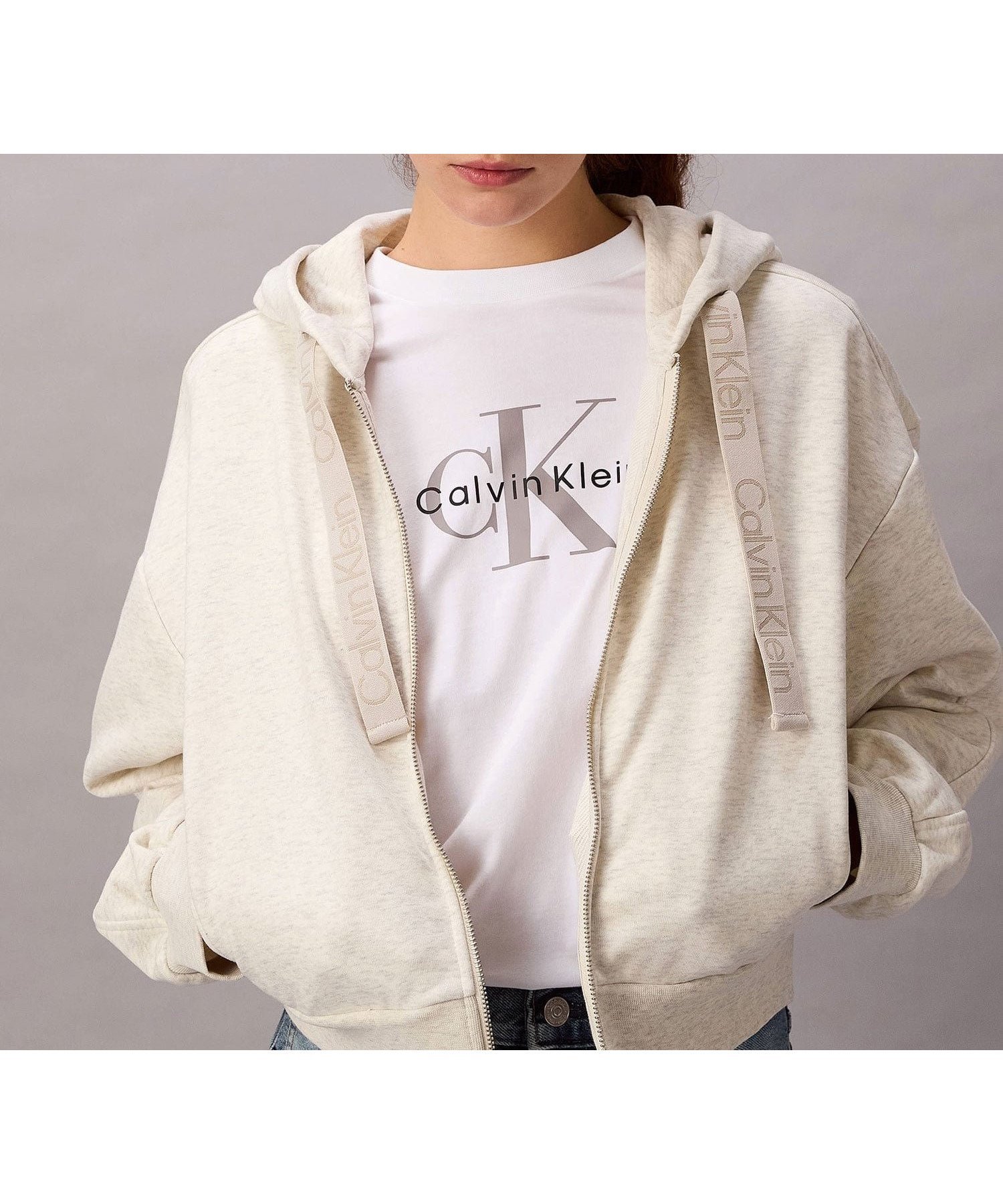 【カルバンクライン/Calvin Klein】の【公式ショップ】 カルバンクライン フルジップフーデッドテリースウェット 47F296G SS26 インテリア・キッズ・メンズ・レディースファッション・服の通販 founy(ファニー) 　ファッション　Fashion　レディースファッション　Fashion for Women　トップス・カットソー　Cut & Sew Tops　レディースパーカー・カジュアルフーディー　Casual Hoodies & Sweatshirts　スウェット・クルーネックトップス　Sweatshirts & Crewnecks / Relaxed Fit Sweat Tops　センター　Center, Center Line　Grey Heather|ID: prp329100004933843 ipo3291000000037031722