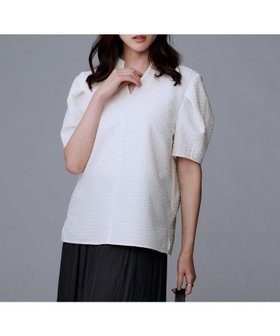 【アンタイトル/UNTITLED】の【吸水速乾/ストレッチ/Vネック】フォルムスリーブ ブラウス 大人の最旬トレンドファッション＆コーディネート founy(ファウニー) ファッション Fashion レディースファッション Fashion for Women トップス・カットソー Cut & Sew Tops シャツ・ブラウス・オフィスカジュアル Elegant Blouses & Button-Ups Vネックトップス V-Neck Tops / V-Cut Neckline Shirts コクーン Cocoon, Cocoon Silhouette サッカー Seersucker, Summer Fabric スキッパー Skipper, Open Collar ストレッチ Stretch, Stretchy Fabric スマート Smart, Elegant スリット Slit, Slit Detail スリーブ Sleeve, Long Sleeve / Short Sleeve フォルム Silhouette, Form 吸水 Absorbent, Quick-Dry |ID:prp329100004933850