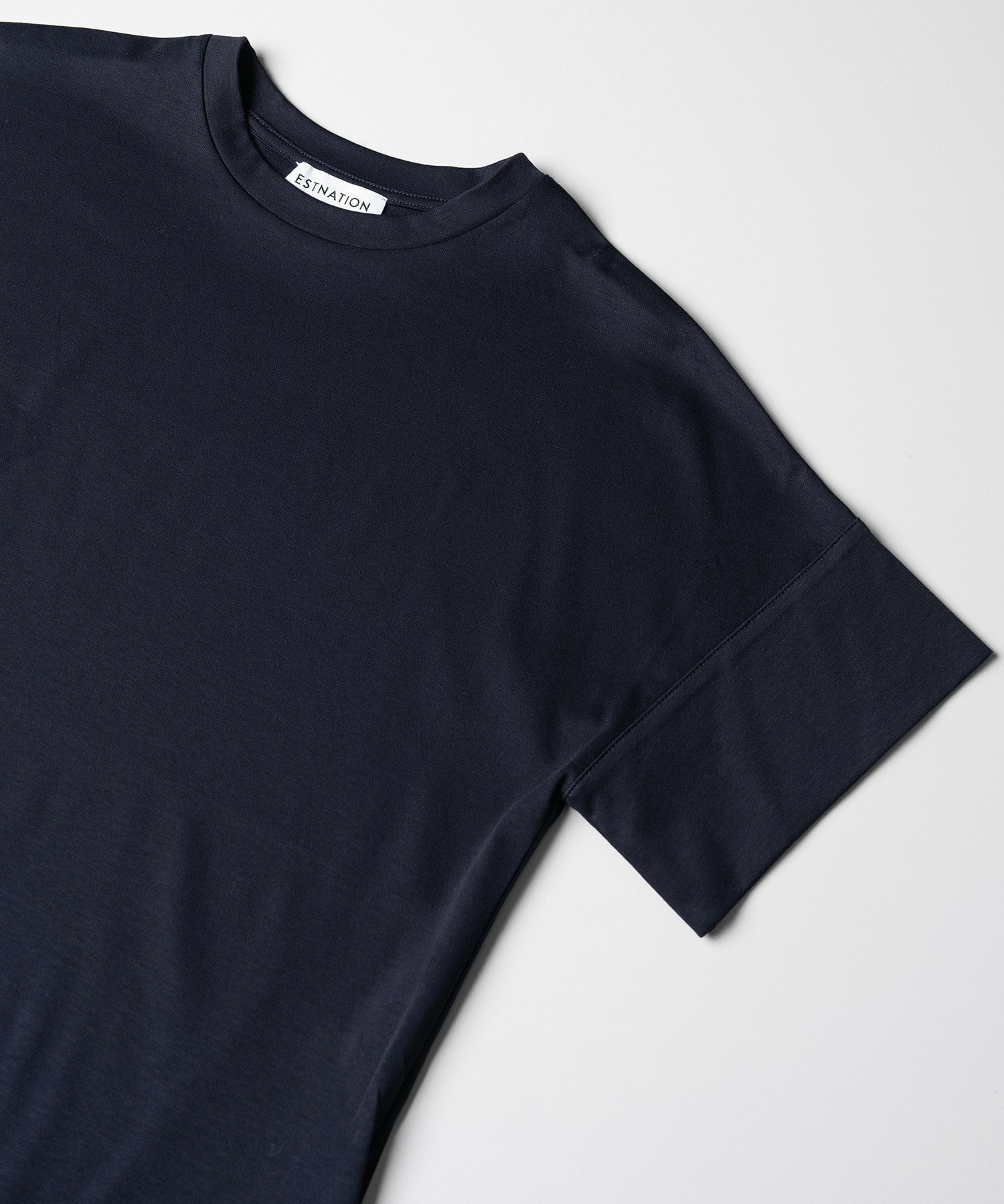 【エストネーション/ESTNATION】のESTNATION / アルビニ コットンスムース カフスTシャツ インテリア・キッズ・メンズ・レディースファッション・服の通販 founy(ファニー) 　ファッション　Fashion　レディースファッション　Fashion for Women　トップス・カットソー　Cut & Sew Tops　シャツ・ブラウス・オフィスカジュアル　Elegant Blouses & Button-Ups　ロングTシャツ・Tシャツ　Longline T-Shirts & Tees　イタリア　Italy　カフス　Cuff Design　ドレープ　Drape, Draping Fabric　ノースリーブ　Sleeveless, No-Sleeve　ロールアップ　Roll-Up, Cuffed Hem　ネイビー|ID: prp329100004933859 ipo3291000000037031793