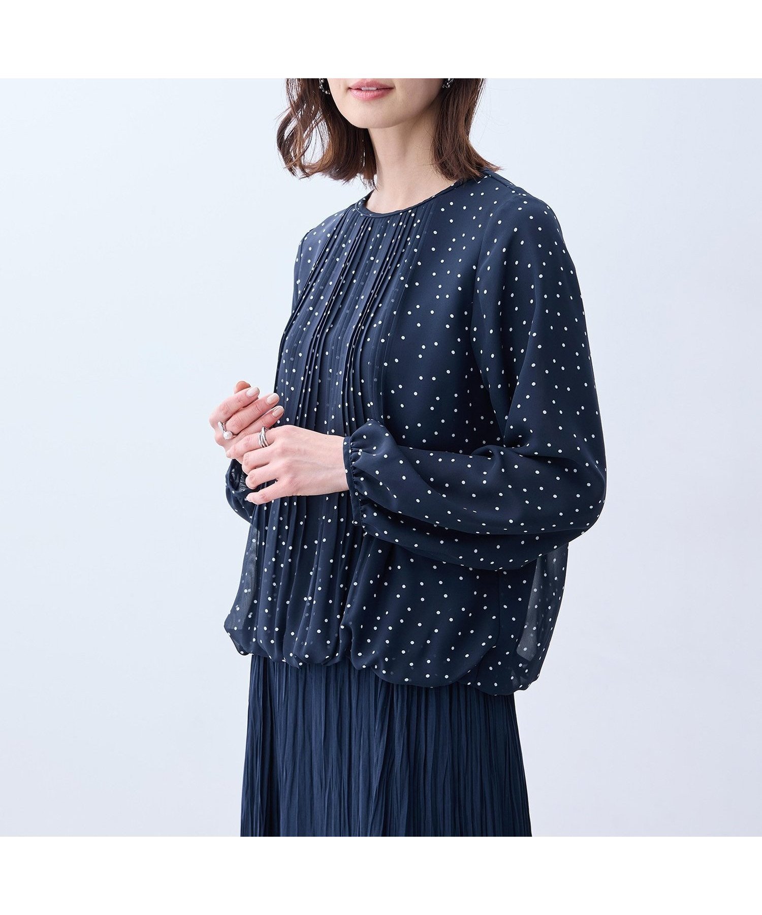 【エーシーデザインバイアルファキュービック/A/C DESIGN BY ALPHACUBIC】のプリーツTブラウス インテリア・キッズ・メンズ・レディースファッション・服の通販 founy(ファニー) 　ファッション　Fashion　レディースファッション　Fashion for Women　トップス・カットソー　Cut & Sew Tops　シャツ・ブラウス・オフィスカジュアル　Elegant Blouses & Button-Ups　ギャザー　Gathered, Ruffled　フェミニン　Feminine, Girly　プリーツ　Pleats, Pleated　エレガント 上品　Elegant　春　Spring　ネイビー|ID: prp329100004933876 ipo3291000000037031867