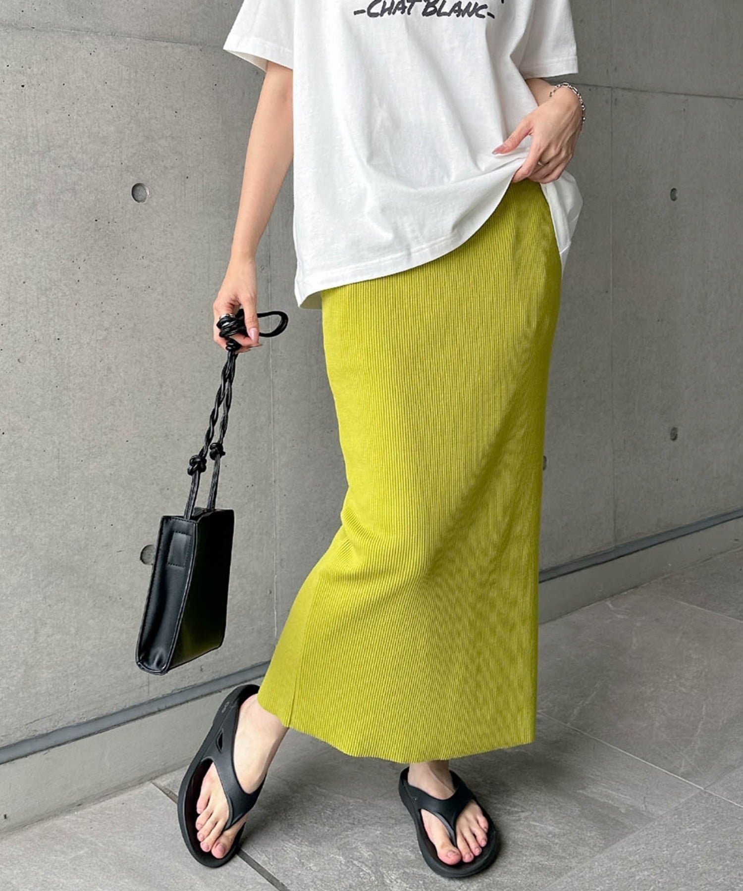 【アンドミー/andme】のセルフカット リブ ロング タイトスカート インテリア・キッズ・メンズ・レディースファッション・服の通販 founy(ファニー) 　ファッション　Fashion　レディースファッション　Fashion for Women　スカート　Skirts　おすすめ　Recommended / Our Picks　スリット　Slit, Slit Detail　タイトスカート　Pencil Skirt, Tight Skirt　ポケット　Pocket, Pocket Detail　ロング　Long, Long-Length　楽ちん　Easy Fit, Comfortable　ライム|ID: prp329100004933895 ipo3291000000037031944