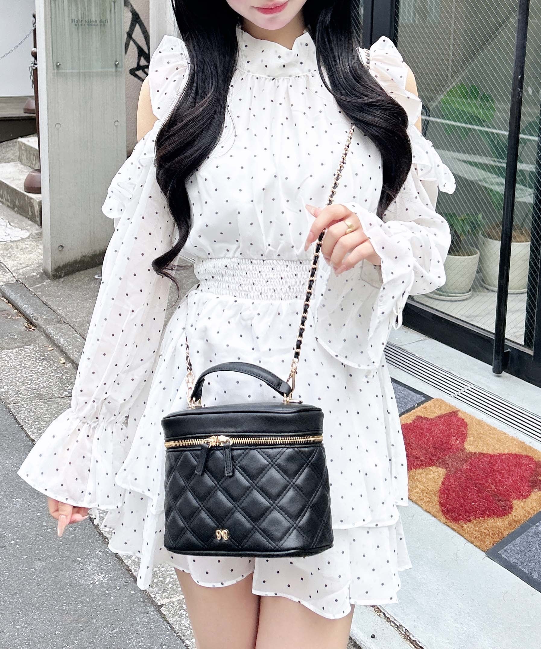 【イング/INGNI】の2Wayリボン肩あきフリルミニワンピ 人気、トレンドファッション・服の通販 founy(ファニー) 　ファッション　Fashion　レディースファッション　Fashion for Women　ワンピース　Dresses　春　Spring　シアー　Sheer, See-Through　スマホ　Smartphone, Mobile Device　チェック　Check, Plaid, Tartan　チュニック　Tunic, Long Top　デニム　Denim, Jeans Material　トレンド　Trend, Trending Now　ドット　Polka Dot, Dot Pattern　フィット　Fit, Slim Fit　フリル　Frill, Ruffle　リボン　Ribbon, Bow　ロング　Long, Long-Length　おすすめ　Recommended / Our Picks　エレガント 上品　Elegant　 other-1|ID: prp329100004933901 ipo3291000000037031967