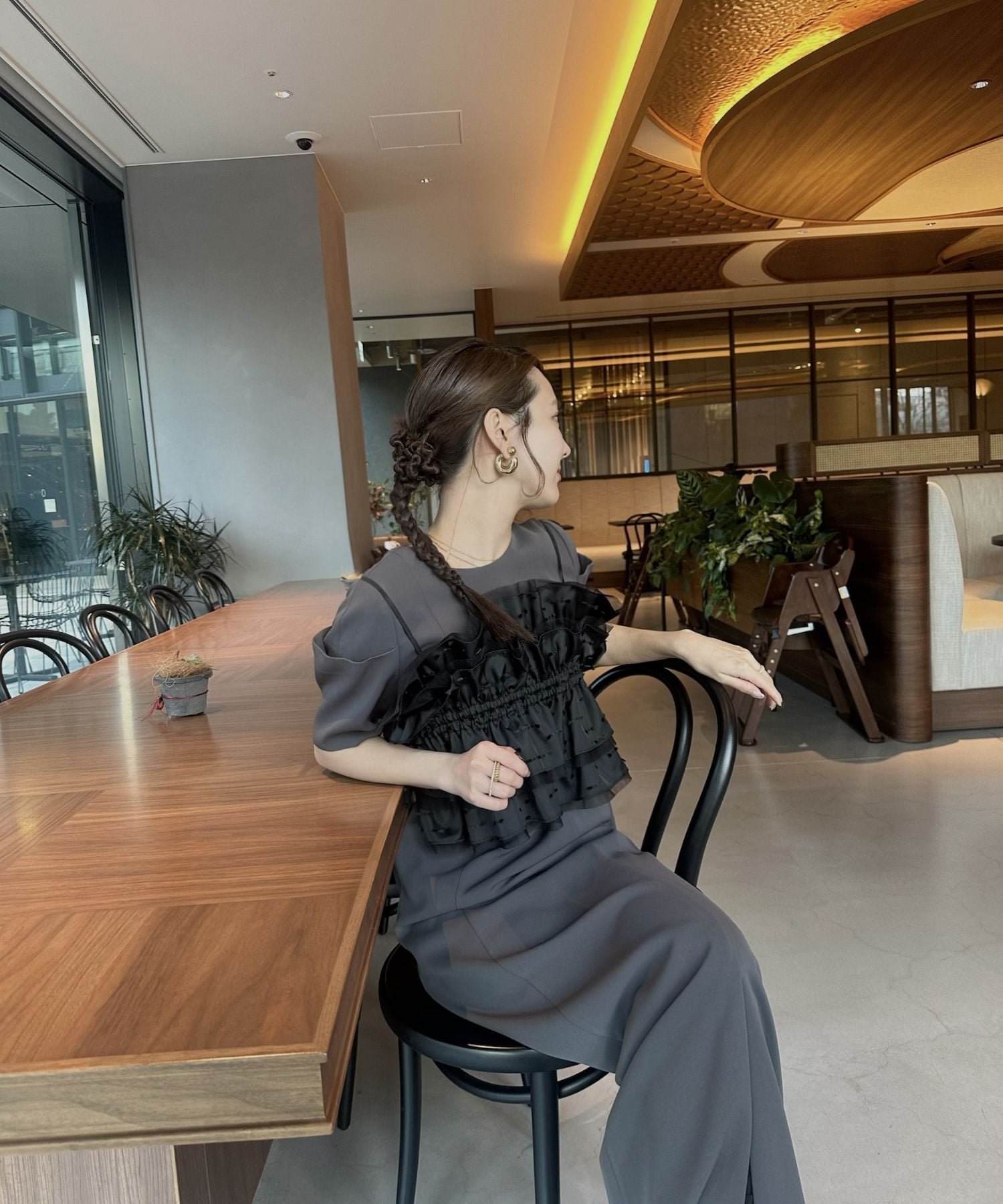 【その他のブランド/Other】の【2点セット】結婚式・二次会対応 ビスチェドレス インテリア・キッズ・メンズ・レディースファッション・服の通販 founy(ファニー) 　ファッション　Fashion　レディースファッション　Fashion for Women　トップス・カットソー　Cut & Sew Tops　ビスチェ　Bustiers & Corset Tops / Layered Bustier Style　ワンピース　Dresses　フォーマル・パーティードレス・結婚式用ドレス　Elegant & Casual Dresses　シンプル　Simple, Minimal　ストレート　Straight, Straight Cut　タフタ　Taffeta, Structured Fabric　チュール　Tulip, Tulip Motif　ドレス　Dress, One-Piece　バランス　Balance, Style Balance　ビスチェ　Bustier, Corset Top　リボン　Ribbon, Bow　おすすめ　Recommended / Our Picks　セレモニー　Ceremony　結婚式　Wedding　披露宴　Wedding Reception　二次会　After Party　チャコール|ID: prp329100004933910 ipo3291000000037032004