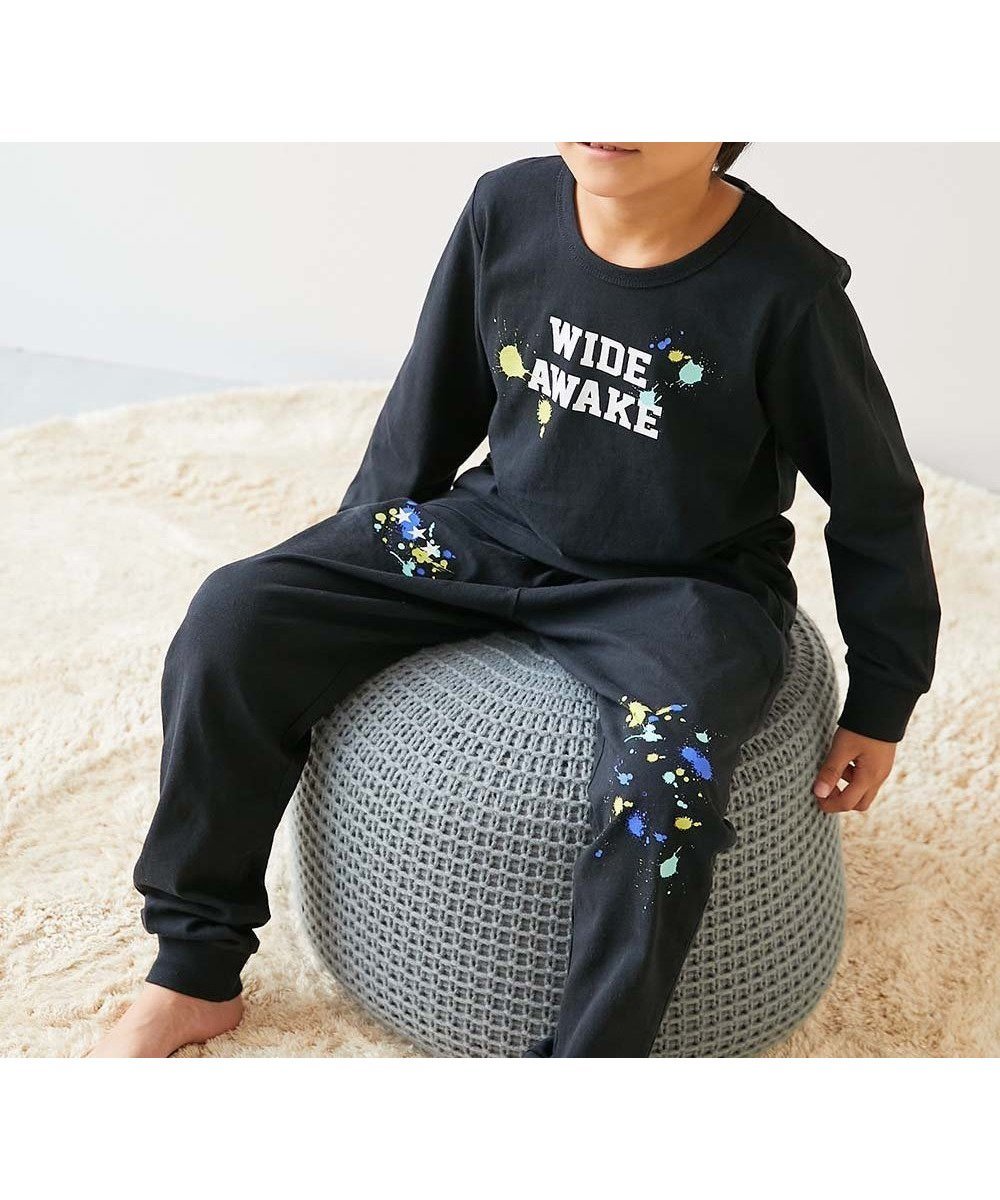 【デビロック/devirock / KIDS】の綿100% デビラボ ROOM ボーイズ 長袖パジャマ 子供服 キッズ 男の子 26SS インテリア・キッズ・メンズ・レディースファッション・服の通販 founy(ファニー) 　ファッション　Fashion　キッズファッション　Fashion for Kids　長袖　Long Sleeve, Full Sleeve　パジャマ　Pajamas, Sleepwear　プリント　Print, Printed Pattern　ボーイズ　Boyish, Boy Style　おすすめ　Recommended / Our Picks　お家時間・ステイホーム　Stay Home / At Home　旅行　Travel　2026年　2026　006-ペンキ-ブラック|ID: prp329100004936024 ipo3291000000037040892