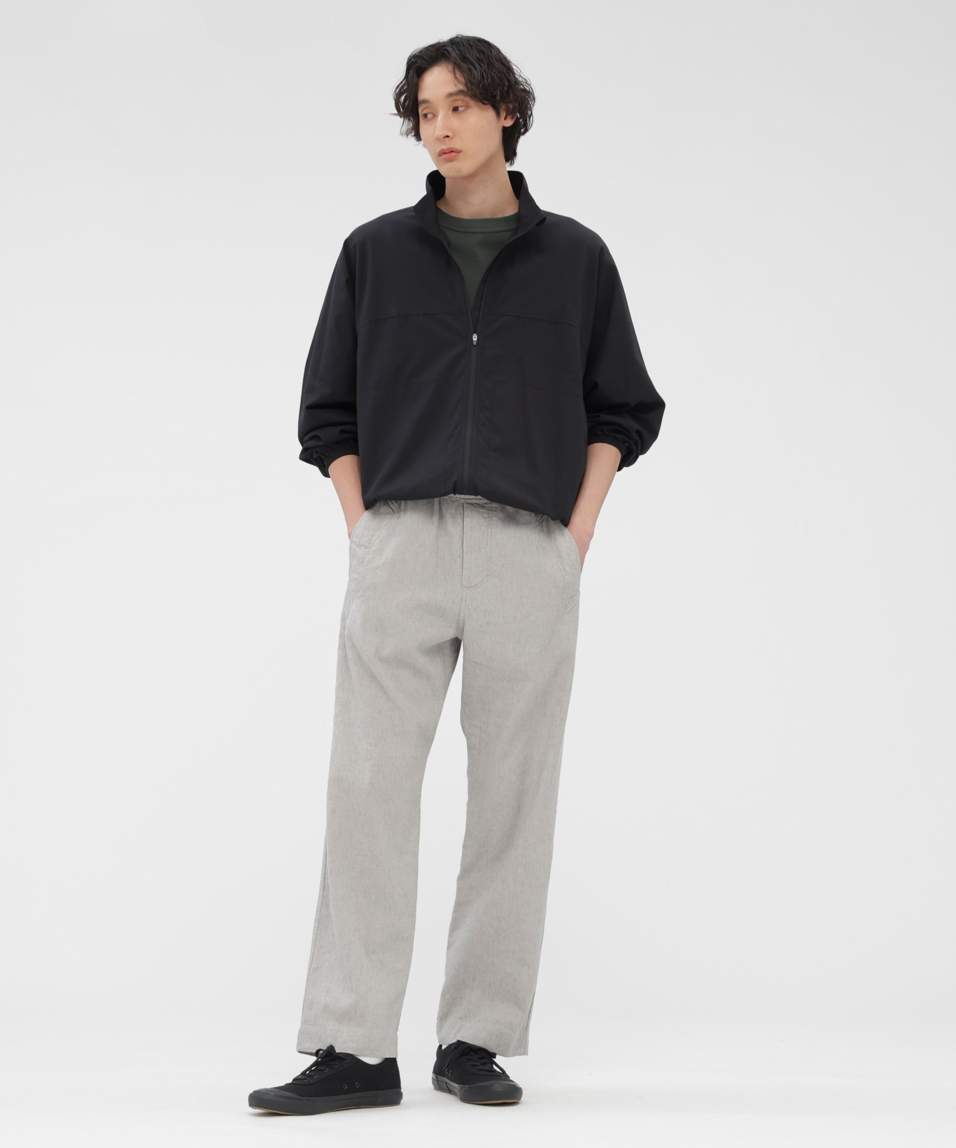 【マーガレット ハウエル/MARGARET HOWELL / MEN】のFADED LINEN COTTON PLAINWEAVE TROUSERS インテリア・キッズ・メンズ・レディースファッション・服の通販 founy(ファニー) 　ファッション　Fashion　メンズファッション　Fashion for Men　フィット　Fit, Slim Fit　ミックス　Mix, Mixed Style　リネン　Linen, Linen Fabric　リラックス　Relax, Relaxed Fit　GREY|ID: prp329100004936057 ipo3291000000037041112
