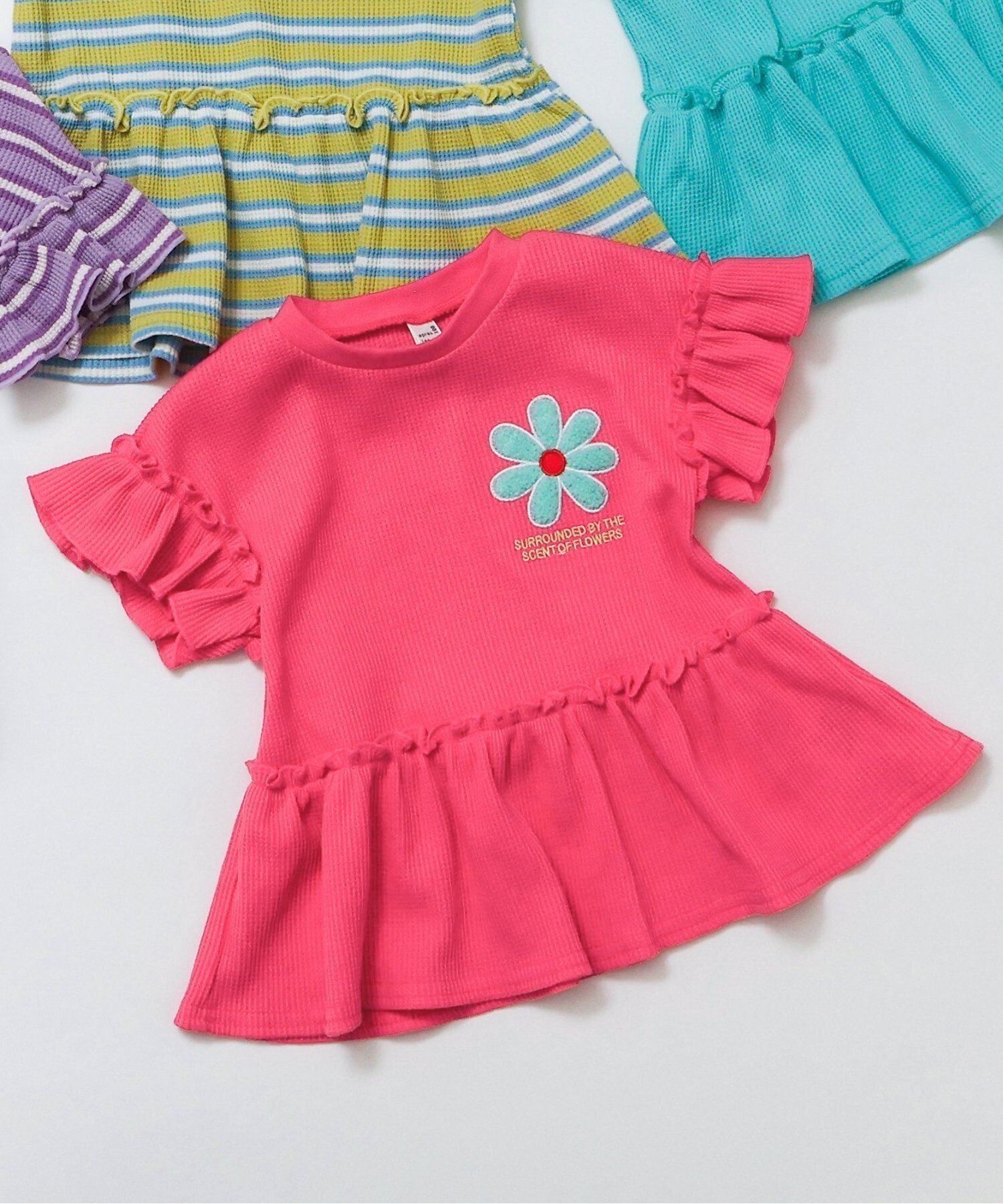 【エフオー オンラインストア/F.O.Online Store / KIDS】のフラワーワッペンペプラムモチーフTシャツ インテリア・キッズ・メンズ・レディースファッション・服の通販 founy(ファニー) 　ファッション　Fashion　キッズファッション　Fashion for Kids　半袖　Short Sleeve, Half Sleeve　ピンク|ID: prp329100004936074 ipo3291000000037041212