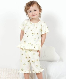 【ベベ オンライン ストア/BEBE ONLINE STORE / KIDS】の【スララク/腹巻き一体型/吸汗速乾】みんな快眠!半袖みんみんパジャマ 上下セット(80~130cm) 人気、トレンドファッション・服の通販 founy(ファニー) ファッション Fashion キッズファッション Fashion for Kids イエロー Yellow 春 Spring カラフル Colorful Design パジャマ Pajamas, Sleepwear フリル Frill, Ruffle フレンチ French, French Style 半袖 Short Sleeve, Half Sleeve モチーフ Motif, Design Theme リボン Ribbon, Bow S/S・春夏 SS, Spring/Summer, Warm Season おすすめ Recommended / Our Picks 夏 Summer エレガント 上品 Elegant 2025年 2025 2025春夏・S/S Spring/Summer 2025 SS25 |ID:prp329100004936078