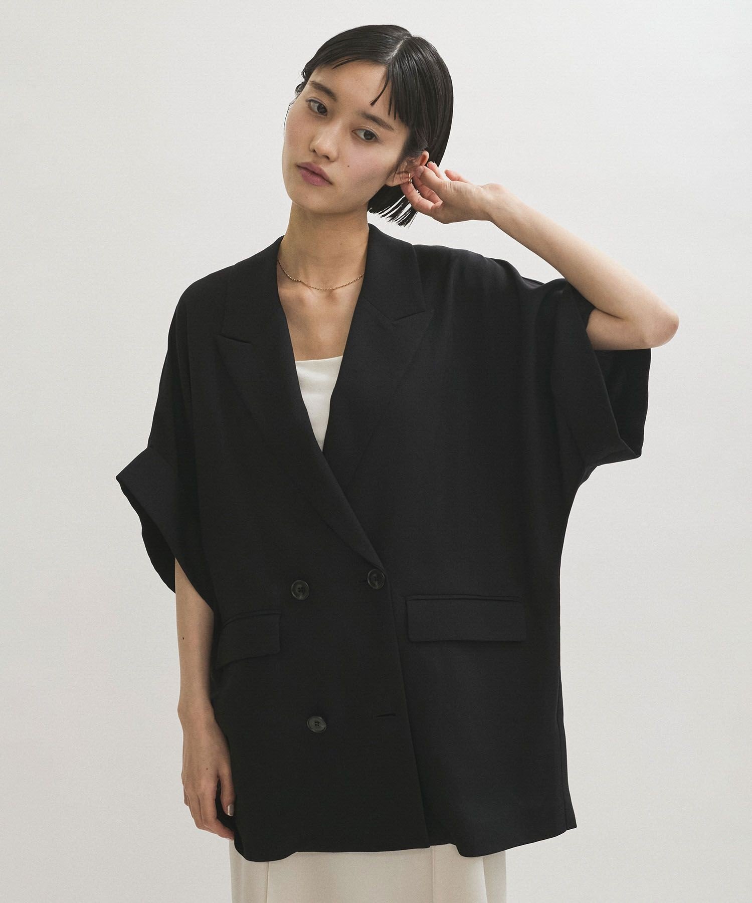 【アダム エ ロペ/ADAM ET ROPE'】の【サステナブル】ショートスリーブシャツジャケット インテリア・キッズ・メンズ・レディースファッション・服の通販 founy(ファニー) 　ファッション　Fashion　レディースファッション　Fashion for Women　アウター　Coat / Outerwear Collection　レディースジャケット・軽アウター　Jackets　インナー　Innerwear　カフス　Cuff Design　シルク　Silk, 100% Silk　ジャケット　Jacket, Outerwear　タンク　Tank Top, Sleeveless Top　ダブル　Double, Double-Breasted　定番　Standard, Basic Item　人気　Popular, Best Seller　バランス　Balance, Style Balance　ボトム　Bottoms, Lower Wear　ポケット　Pocket, Pocket Detail　マニッシュ　Mannish, Boyish　リラックス　Relax, Relaxed Fit　おすすめ　Recommended / Our Picks　2026年　2026　ブラック(01)|ID: prp329100004936259 ipo3291000000037041959