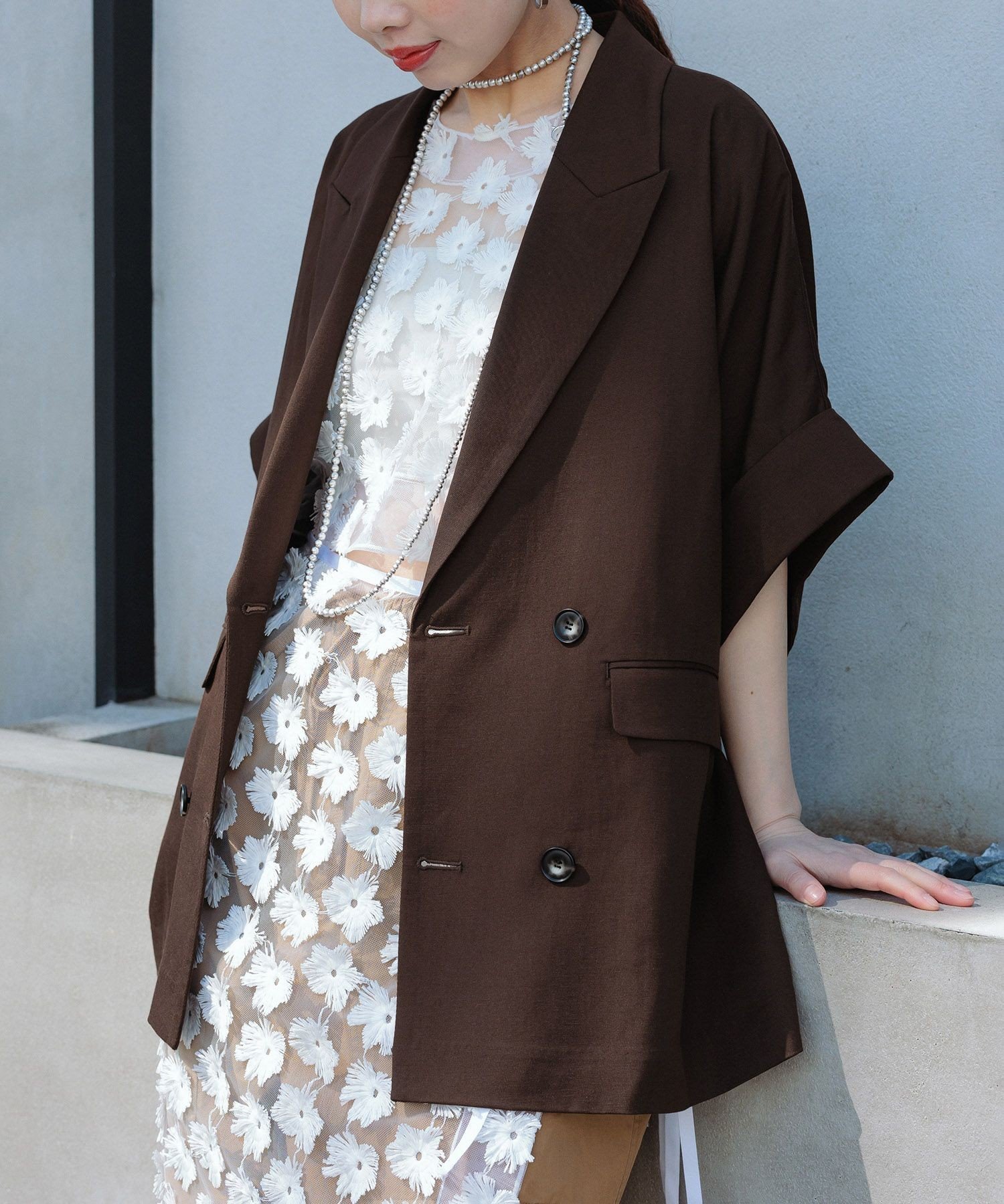 【アダム エ ロペ/ADAM ET ROPE'】の【サステナブル】ショートスリーブシャツジャケット インテリア・キッズ・メンズ・レディースファッション・服の通販 founy(ファニー) 　ファッション　Fashion　レディースファッション　Fashion for Women　アウター　Coat / Outerwear Collection　レディースジャケット・軽アウター　Jackets　インナー　Innerwear　カフス　Cuff Design　シルク　Silk, 100% Silk　ジャケット　Jacket, Outerwear　タンク　Tank Top, Sleeveless Top　ダブル　Double, Double-Breasted　定番　Standard, Basic Item　人気　Popular, Best Seller　バランス　Balance, Style Balance　ボトム　Bottoms, Lower Wear　ポケット　Pocket, Pocket Detail　マニッシュ　Mannish, Boyish　リラックス　Relax, Relaxed Fit　おすすめ　Recommended / Our Picks　2026年　2026　ダークブラウン(20)|ID: prp329100004936259 ipo3291000000037041960