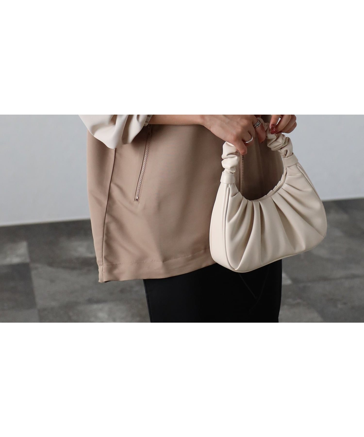 【リラクロ/relaclo】のmitis/撥水加工マウンテンパーカー インテリア・キッズ・メンズ・レディースファッション・服の通販 founy(ファニー) 　ファッション　Fashion　レディースファッション　Fashion for Women　トップス・カットソー　Cut & Sew Tops　レディースパーカー・カジュアルフーディー　Casual Hoodies & Sweatshirts　ギャザー　Gathered, Ruffled　スリーブ　Sleeve, Long Sleeve / Short Sleeve　パーカー　Hoodie, Parka　プレーン　Plain, Simple　ボトム　Bottoms, Lower Wear　ミドル　Middle Length, Mid Height　アイボリー×ベージュ|ID: prp329100004936294 ipo3291000000037042115