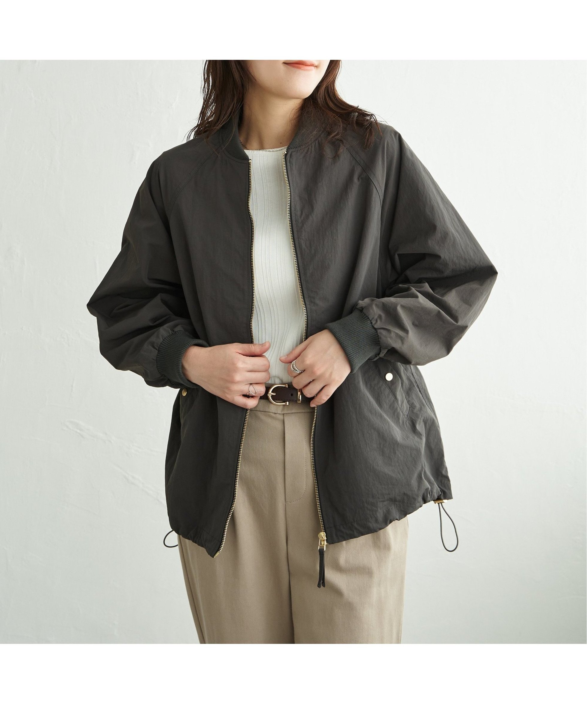 【イッカ/ikka】のミドル丈リブブルゾン インテリア・キッズ・メンズ・レディースファッション・服の通販 founy(ファニー) 　ファッション　Fashion　レディースファッション　Fashion for Women　アウター　Coat / Outerwear Collection　ブルゾンジャケット・スポーティアウター　Blouson Jackets　カフス　Cuff Design　ドット　Polka Dot, Dot Pattern　ブルゾン　Blouson, Bomber Jacket　ミドル　Middle Length, Mid Height　メタル　Metal, Metal Parts　チャコール|ID: prp329100004936342 ipo3291000000037042333