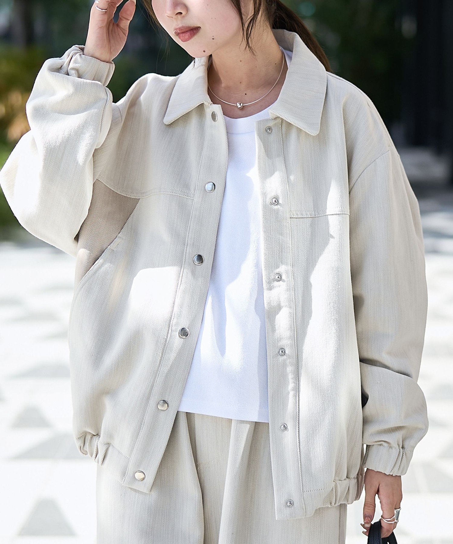 【コーエン/COEN】の【RONEL】バイカラーブルゾン インテリア・キッズ・メンズ・レディースファッション・服の通販 founy(ファニー) 　ファッション　Fashion　レディースファッション　Fashion for Women　アウター　Coat / Outerwear Collection　ブルゾンジャケット・スポーティアウター　Blouson Jackets　セットアップ　Set-Up, Coordinated Outfit　ツイル　Twist, Twisted Detail　ブルゾン　Blouson, Bomber Jacket　ポケット　Pocket, Pocket Detail　おすすめ　Recommended / Our Picks　エレガント 上品　Elegant　BEIGE|ID: prp329100004936360 ipo3291000000037042436