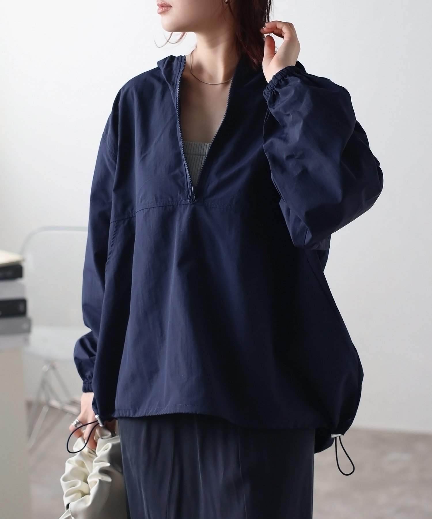 【リラクロ/relaclo】のmitis/ナイロンアノラックパーカー インテリア・キッズ・メンズ・レディースファッション・服の通販 founy(ファニー) 　ファッション　Fashion　レディースファッション　Fashion for Women　トップス・カットソー　Cut & Sew Tops　レディースパーカー・カジュアルフーディー　Casual Hoodies & Sweatshirts　インナー　Innerwear　スポーツ　Sports, Activewear　パーカー　Hoodie, Parka　ネイビー|ID: prp329100004936458 ipo3291000000037042852