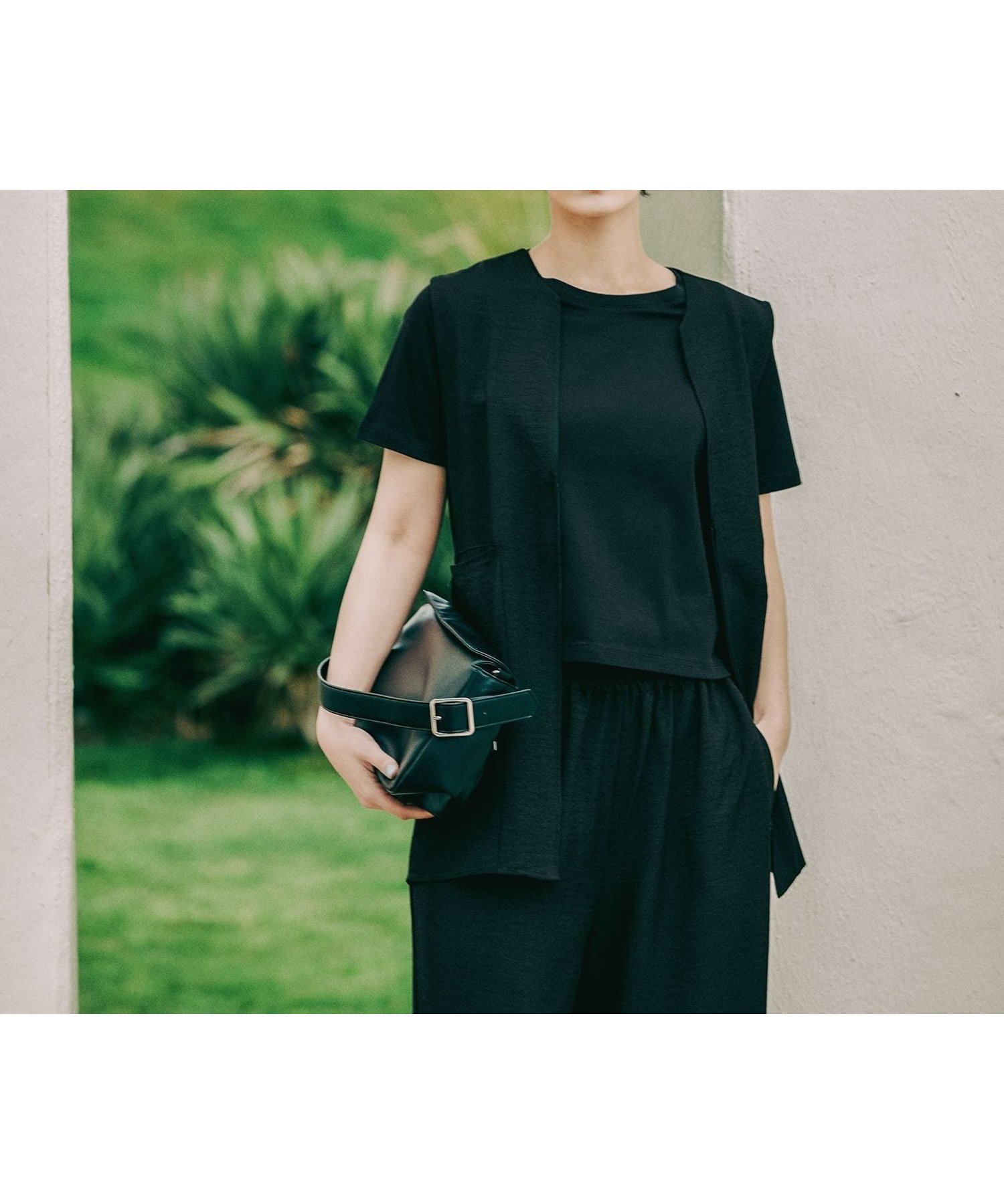 【レプシィム ローリーズファーム/LEPSIM LOWRYS FARM】の《リネンライクドライシリーズ》切り替えポケベスト インテリア・キッズ・メンズ・レディースファッション・服の通販 founy(ファニー) 　ファッション　Fashion　レディースファッション　Fashion for Women　アウター　Coat / Outerwear Collection　トップス・カットソー　Cut & Sew Tops　ベスト&ジレ / 重ね着スタイル　Vests & Gilets　おすすめ　Recommended / Our Picks　ギャザー　Gathered, Ruffled　セットアップ　Set-Up, Coordinated Outfit　フロント　Front, Front Design　ベスト　Vest, Waistcoat　ポケット　Pocket, Pocket Detail　ラップ　Wrap, Wrap Design　人気　Popular, Best Seller　ブラック09|ID: prp329100004936460 ipo3291000000037042861