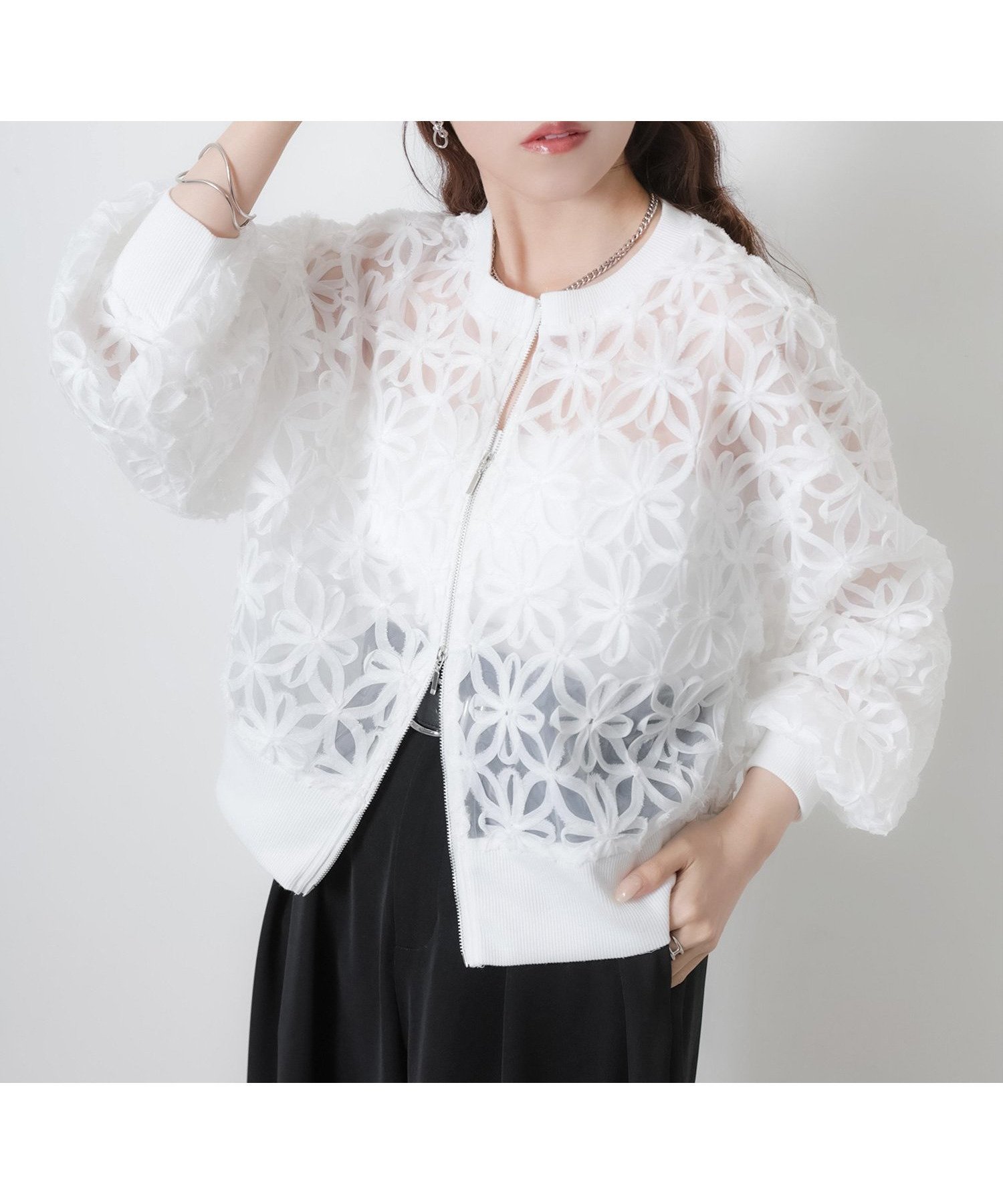 【リベリー/Riberry】の花柄シアーダブルジップブルゾン インテリア・キッズ・メンズ・レディースファッション・服の通販 founy(ファニー) 　ファッション　Fashion　レディースファッション　Fashion for Women　アウター　Coat / Outerwear Collection　ブルゾンジャケット・スポーティアウター　Blouson Jackets　アクセサリー　Fashion Accessories　インナー　Innerwear　春　Spring　キャミワンピース　Cami Dress, Slip Dress　軽量　Lightweight, Ultra Light　シンプル　Simple, Minimal　タートルネック　Turtleneck, High Neck　ダウン　Down, Puffer　チュール　Tulip, Tulip Motif　デニム　Denim, Jeans Material　バランス　Balance, Style Balance　フィット　Fit, Slim Fit　フェミニン　Feminine, Girly　フロント　Front, Front Design　ブルゾン　Blouson, Bomber Jacket　マーメイド　Mermaid, Fishtail Silhouette　モチーフ　Motif, Design Theme　S/S・春夏　SS, Spring/Summer, Warm Season　再入荷　Restock / Back in Stock　おすすめ　Recommended / Our Picks　夏　Summer　オフホワイト|ID: prp329100004936484 ipo3291000000037043000