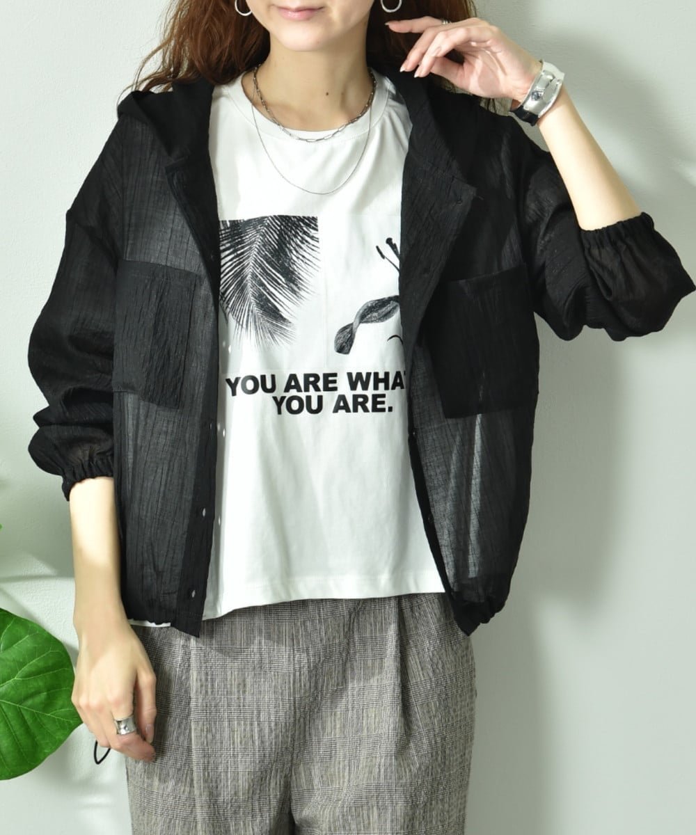 【インタープラネット/INTERPLANET】の【UV】シフォンワッシャーフード付シャツブルゾン インテリア・キッズ・メンズ・レディースファッション・服の通販 founy(ファニー) 　ファッション　Fashion　レディースファッション　Fashion for Women　アウター　Coat / Outerwear Collection　ブルゾンジャケット・スポーティアウター　Blouson Jackets　トップス・カットソー　Cut & Sew Tops　シャツ・ブラウス・オフィスカジュアル　Elegant Blouses & Button-Ups　シアー　Sheer, See-Through　テクスチャー　Texture, Textured Fabric　トレンド　Trend, Trending Now　フォルム　Silhouette, Form　ブルゾン　Blouson, Bomber Jacket　人気　Popular, Best Seller　夏　Summer　春　Spring　S/S・春夏　SS, Spring/Summer, Warm Season　ブラック|ID: prp329100004936568 ipo3291000000037043527