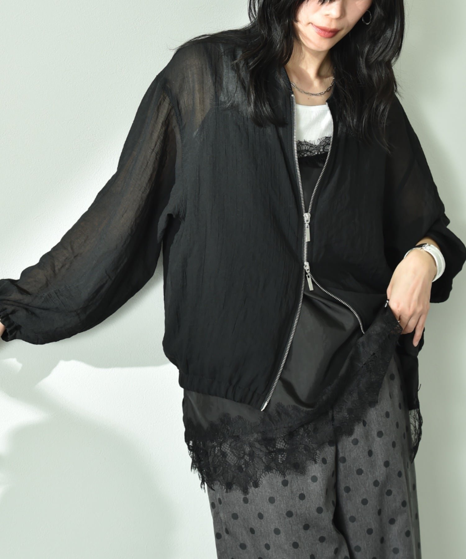 【インタープラネット/INTERPLANET】のEボイルブルゾン インテリア・キッズ・メンズ・レディースファッション・服の通販 founy(ファニー) 　ファッション　Fashion　レディースファッション　Fashion for Women　アウター　Coat / Outerwear Collection　ブルゾンジャケット・スポーティアウター　Blouson Jackets　おすすめ　Recommended / Our Picks　キャミワンピース　Cami Dress, Slip Dress　シアー　Sheer, See-Through　シンプル　Simple, Minimal　デニム　Denim, Jeans Material　トレンド　Trend, Trending Now　ブルゾン　Blouson, Bomber Jacket　ベーシック　Basic, Essential　リラックス　Relax, Relaxed Fit　ワイド　Wide, Wide Fit　今季　This Season, Current Season　ビジネス 仕事 通勤　Business / Work / Commuting　ブラック|ID: prp329100004936570 ipo3291000000037043543