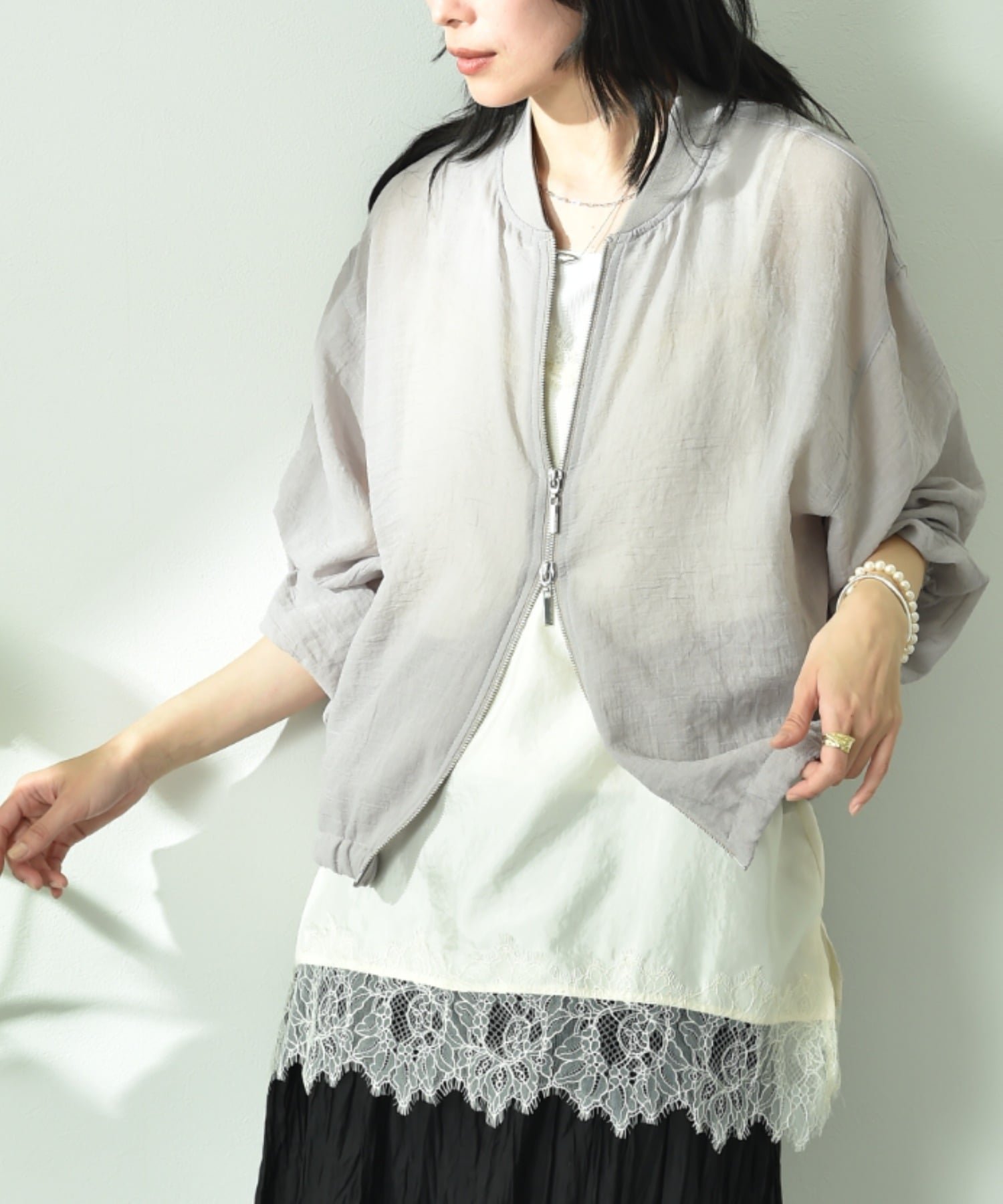 【インタープラネット/INTERPLANET】のEボイルブルゾン インテリア・キッズ・メンズ・レディースファッション・服の通販 founy(ファニー) 　ファッション　Fashion　レディースファッション　Fashion for Women　アウター　Coat / Outerwear Collection　ブルゾンジャケット・スポーティアウター　Blouson Jackets　おすすめ　Recommended / Our Picks　キャミワンピース　Cami Dress, Slip Dress　シアー　Sheer, See-Through　シンプル　Simple, Minimal　デニム　Denim, Jeans Material　トレンド　Trend, Trending Now　ブルゾン　Blouson, Bomber Jacket　ベーシック　Basic, Essential　リラックス　Relax, Relaxed Fit　ワイド　Wide, Wide Fit　今季　This Season, Current Season　ビジネス 仕事 通勤　Business / Work / Commuting　ライトグレー|ID: prp329100004936570 ipo3291000000037043545