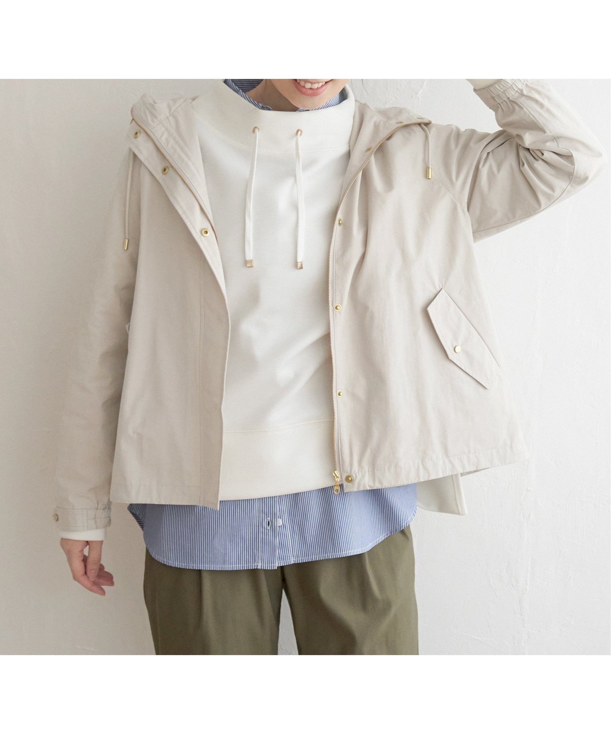 【イッカ/ikka】の撥水マウンテンパーカー インテリア・キッズ・メンズ・レディースファッション・服の通販 founy(ファニー) 　ファッション　Fashion　レディースファッション　Fashion for Women　トップス・カットソー　Cut & Sew Tops　レディースパーカー・カジュアルフーディー　Casual Hoodies & Sweatshirts　インナー　Innerwear　春　Spring　秋　Autumn　グログラン　Grosgrain, Grosgrain Ribbon　シンプル　Simple, Minimal　スポーツ　Sports, Activewear　人気　Popular, Best Seller　パーカー　Hoodie, Parka　フェミニン　Feminine, Girly　フラップ　Flap, Flap Pocket　フロント　Front, Front Design　プリーツ　Pleats, Pleated　ボックス　Boxy, Box Shape　ポケット　Pocket, Pocket Detail　おすすめ　Recommended / Our Picks　旅行　Travel　オフホワイト|ID: prp329100004936615 ipo3291000000037043829