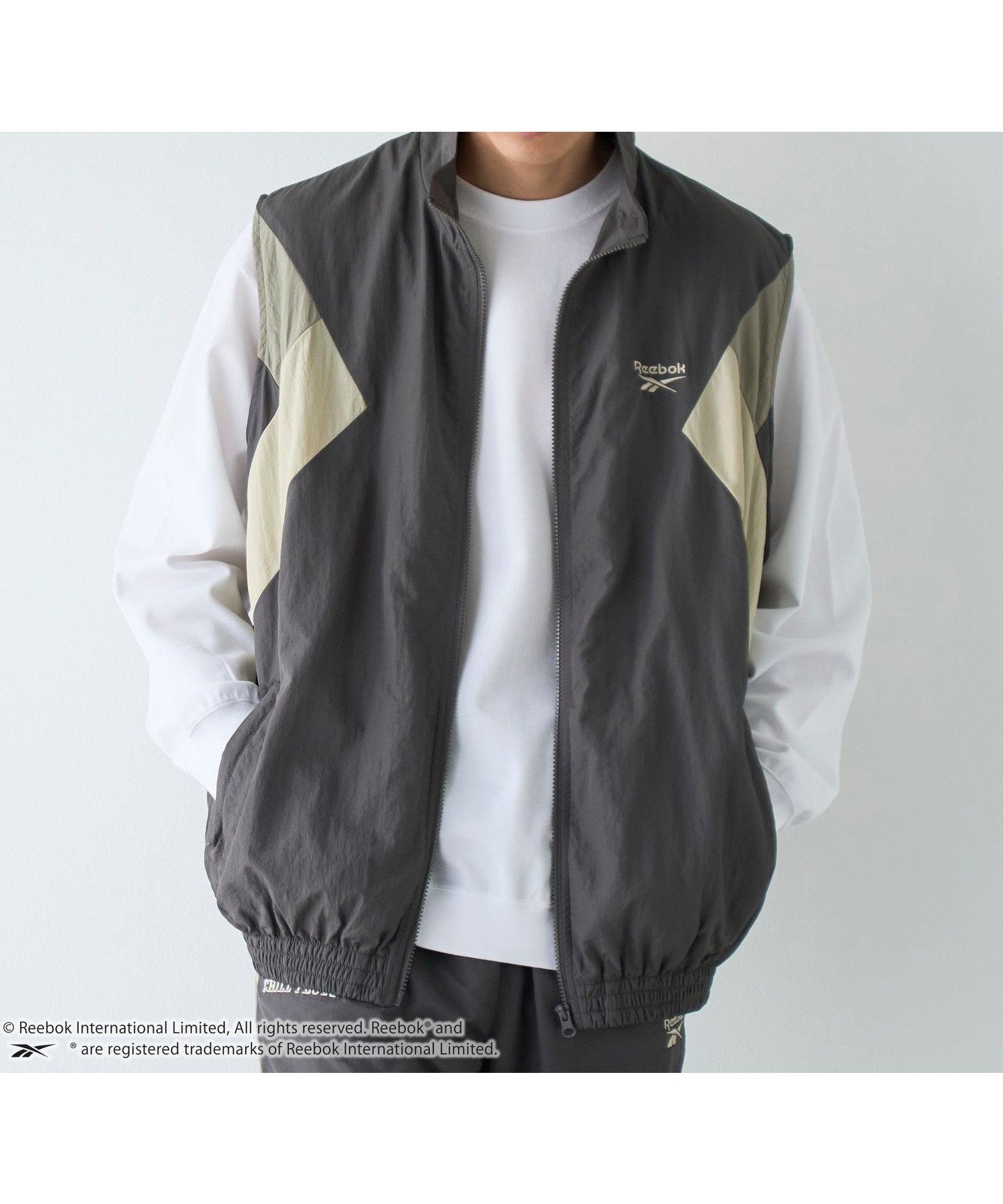 【コーエン/COEN】のReebok(リーボック)別注トラックベスト 人気、トレンドファッション・服の通販 founy(ファニー) 　ファッション　Fashion　レディースファッション　Fashion for Women　アウター　Coat / Outerwear Collection　トップス・カットソー　Cut & Sew Tops　ベスト&ジレ / 重ね着スタイル　Vests & Gilets　インナー　Innerwear　シューズ　Shoes, Footwear　ジャケット　Jacket, Outerwear　スポーツ　Sports, Activewear　スポーティ　Sporty, Casual Athletic　セットアップ　Set-Up, Coordinated Outfit　ベスト　Vest, Waistcoat　ポケット　Pocket, Pocket Detail　別注　Limited Edition, Custom Order　ミックス　Mix, Mixed Style　おすすめ　Recommended / Our Picks　2026年　2026　 other-1|ID: prp329100004936668 ipo3291000000037044120