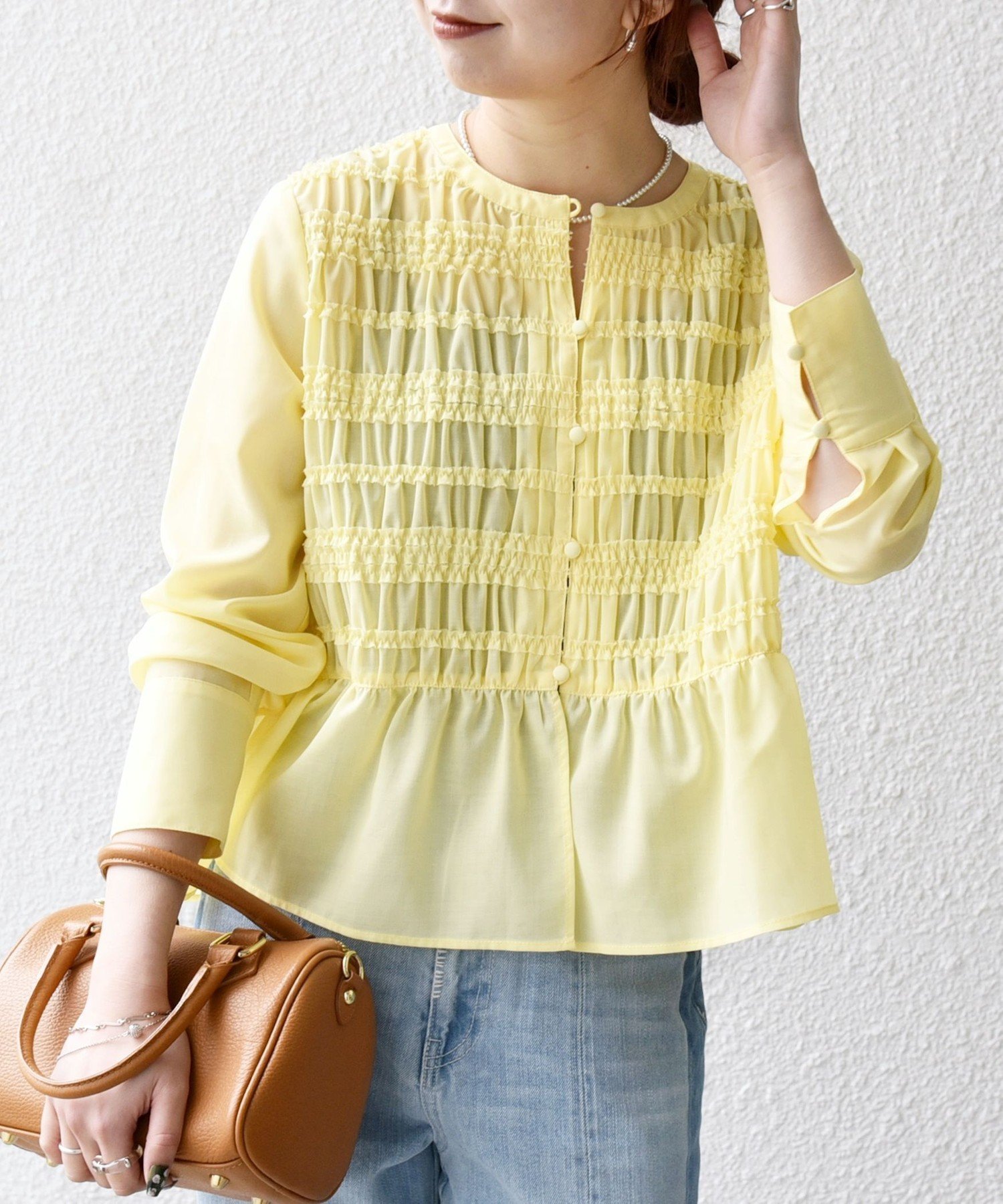 【シップス フォー ウィメン/SHIPS】の【WEB限定】SHIPS any 洗濯機可能 シアー シャーリング プチフリル ペプラム ブラウス インテリア・キッズ・メンズ・レディースファッション・服の通販 founy(ファニー) 　ファッション　Fashion　レディースファッション　Fashion for Women　トップス・カットソー　Cut & Sew Tops　シャツ・ブラウス・オフィスカジュアル　Elegant Blouses & Button-Ups　イエロー　Yellow　インナー　Innerwear　洗える　Machine Washable　キャミソール　Camisole, Spaghetti Strap Top　シアー　Sheer, See-Through　シャーリング　Shirring, Ruched　スキッパー　Skipper, Open Collar　タートルネック　Turtleneck, High Neck　ダウン　Down, Puffer　デニム　Denim, Jeans Material　フェミニン　Feminine, Girly　フラット　Flat, Flat Shoes　ペプラム　Peplum, Flared Hem　ロング　Long, Long-Length　おすすめ　Recommended / Our Picks　2026年　2026　イエロー|ID: prp329100004936786 ipo3291000000037045032