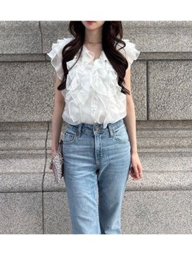 【スナイデル/SNIDEL】の【WEB限定カラーあり】ノースリフリルブラウス 人気、トレンドファッション・服の通販 founy(ファニー) ファッション Fashion レディースファッション Fashion for Women トップス・カットソー Cut & Sew Tops シャツ・ブラウス・オフィスカジュアル Elegant Blouses & Button-Ups インナー Innerwear ウェーブ Wavy Pattern 今季 This Season, Current Season シアー Sheer, See-Through ストレート Straight, Straight Cut スマート Smart, Elegant トレンド Trend, Trending Now ドット Polka Dot, Dot Pattern 人気 Popular, Best Seller フィット Fit, Slim Fit フリル Frill, Ruffle ミックス Mix, Mixed Style 無地 Plain, Solid Color ラベンダー Lavender リボン Ribbon, Bow ロマンティック Romantic, Feminine Style おすすめ Recommended / Our Picks |ID:prp329100004936801