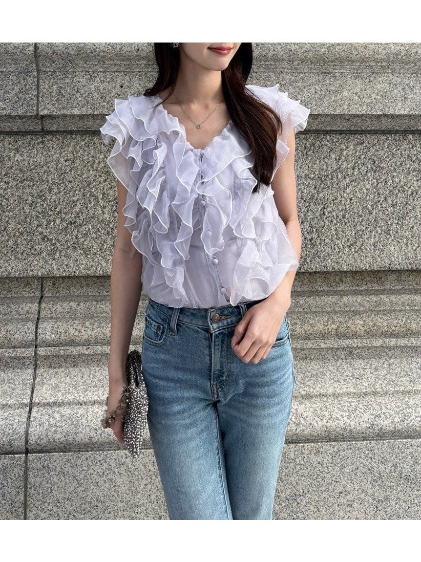 【スナイデル/SNIDEL】の【WEB限定カラーあり】ノースリフリルブラウス インテリア・キッズ・メンズ・レディースファッション・服の通販 founy(ファニー) 　ファッション　Fashion　レディースファッション　Fashion for Women　トップス・カットソー　Cut & Sew Tops　シャツ・ブラウス・オフィスカジュアル　Elegant Blouses & Button-Ups　インナー　Innerwear　ウェーブ　Wavy Pattern　今季　This Season, Current Season　シアー　Sheer, See-Through　ストレート　Straight, Straight Cut　スマート　Smart, Elegant　トレンド　Trend, Trending Now　ドット　Polka Dot, Dot Pattern　人気　Popular, Best Seller　フィット　Fit, Slim Fit　フリル　Frill, Ruffle　ミックス　Mix, Mixed Style　無地　Plain, Solid Color　ラベンダー　Lavender　リボン　Ribbon, Bow　ロマンティック　Romantic, Feminine Style　おすすめ　Recommended / Our Picks　LAV[071]|ID: prp329100004936801 ipo3291000000037045132