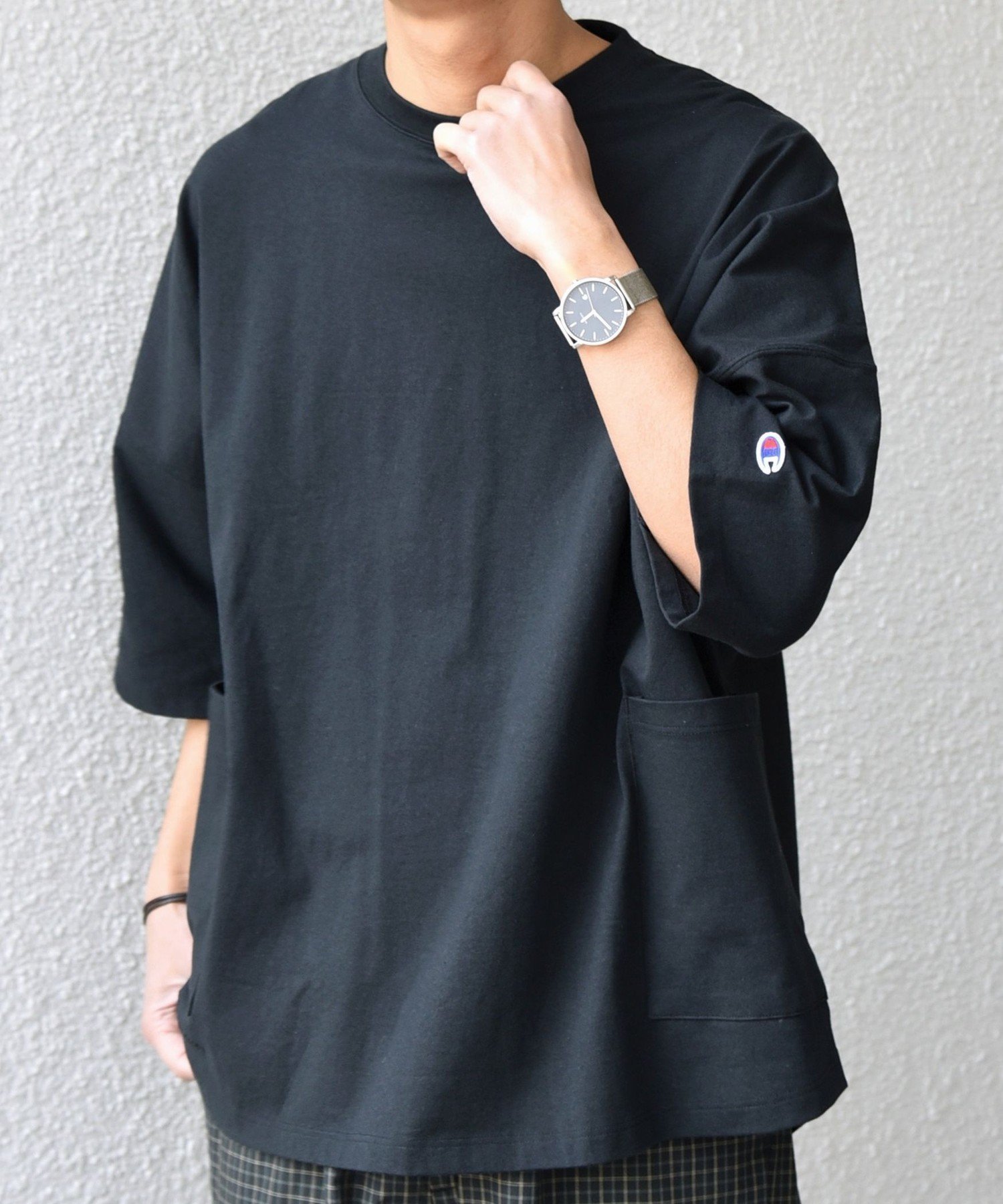 【シップス/SHIPS / MEN】の【SHIPS any別注】Champion ロゴ刺繍 ドルマン キャンプポケット Tシャツ インテリア・キッズ・メンズ・レディースファッション・服の通販 founy(ファニー) 　ファッション　Fashion　メンズファッション　Fashion for Men　春　Spring　シンプル　Simple, Minimal　定番　Standard, Basic Item　ニューヨーク　New York, NYC Style　フォルム　Silhouette, Form　ベーシック　Basic, Essential　ポケット　Pocket, Pocket Detail　別注　Limited Edition, Custom Order　S/S・春夏　SS, Spring/Summer, Warm Season　夏　Summer　ブラック|ID: prp329100004938503 ipo3291000000037058221