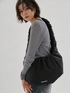 【エミ/emmi】のギャザーディテールショルダーバッグ/撥水 人気、トレンドファッション・服の通販 founy(ファニー) ファッション Fashion レディースファッション Fashion for Women エアリー Airy Texture ギャザー Gathered, Ruffled ショルダー Shoulder, Shoulder Strap スマート Smart, Elegant フォルム Silhouette, Form thumbnail BLK[009]|ID: prp329100004938560 ipo3291000000037058460