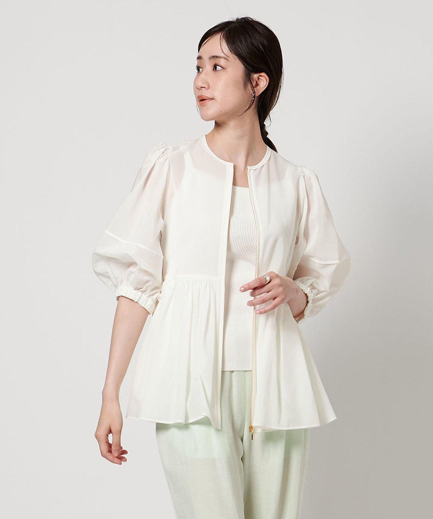 【ユナイテッドアローズ/UNITED ARROWS】のシアーブルゾン インテリア・キッズ・メンズ・レディースファッション・服の通販 founy(ファニー) 　ファッション　Fashion　レディースファッション　Fashion for Women　アウター　Coat / Outerwear Collection　ブルゾンジャケット・スポーティアウター　Blouson Jackets　オーガンジー　Organza Fabric　シアー　Sheer, See-Through　スリーブ　Sleeve, Long Sleeve / Short Sleeve　デニム　Denim, Jeans Material　フェミニン　Feminine, Girly　フロント　Front, Front Design　ブルゾン　Blouson, Bomber Jacket　ベスト　Vest, Waistcoat　ペプラム　Peplum, Flared Hem　ボトム　Bottoms, Lower Wear　ワイド　Wide, Wide Fit　アウトレット　Outlet / Clearance　おすすめ　Recommended / Our Picks　OFF WHITE|ID: prp329100004939139 ipo3291000000037063240