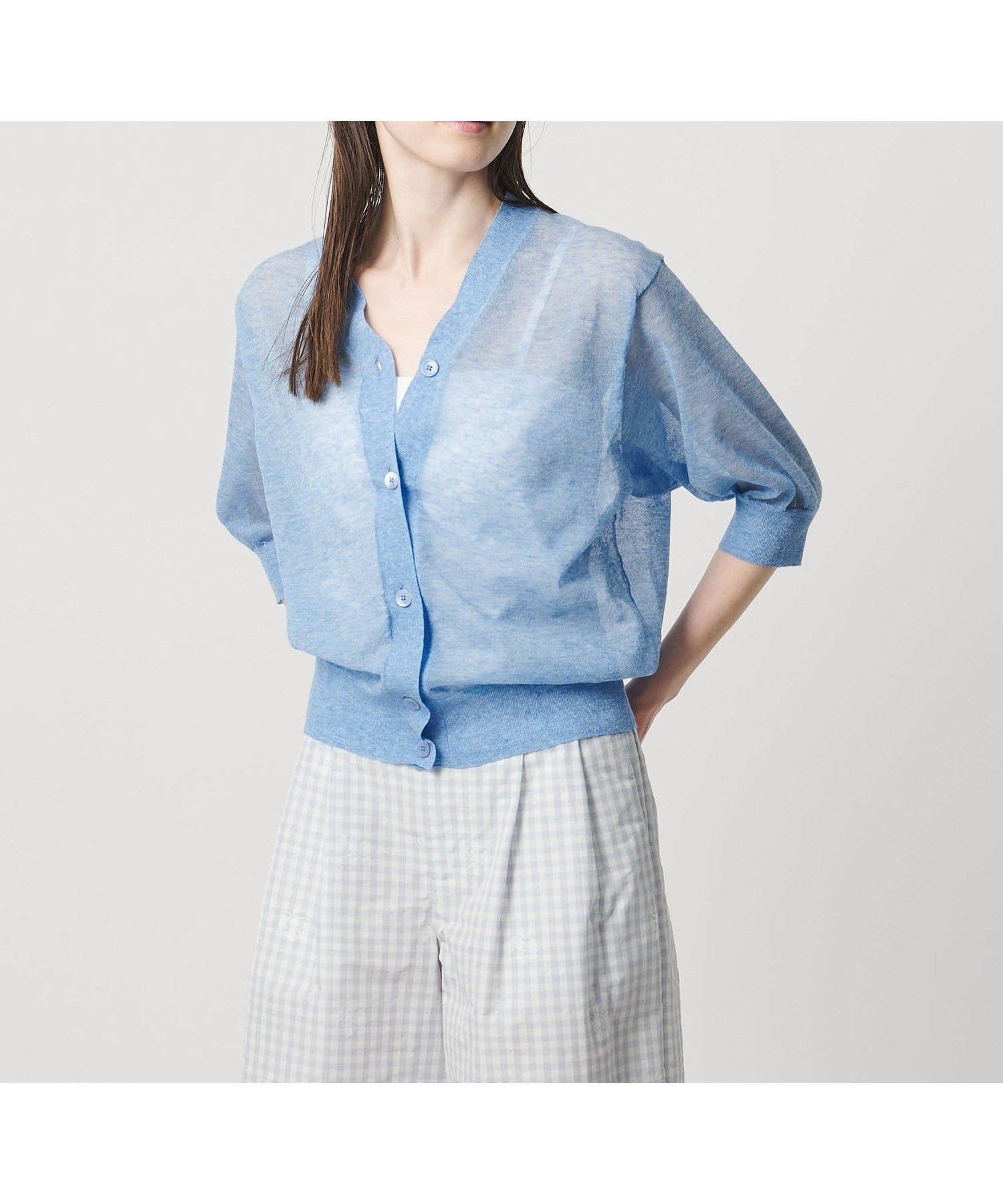 【ユナイテッドアローズ/UNITED ARROWS】のシアー Vネック カーディガン -ウォッシャブル- インテリア・キッズ・メンズ・レディースファッション・服の通販 founy(ファニー) 　ファッション　Fashion　レディースファッション　Fashion for Women　トップス・カットソー　Cut & Sew Tops　カーディガン・羽織り　Layered Style Cardigans　Vネックトップス　V-Neck Tops / V-Cut Neckline Shirts　ウォッシャブル　Machine Washable　カーディガン　Cardigan, Knitwear　クラシック　Classic, Timeless Style　シアー　Sheer, See-Through　ノースリーブ　Sleeveless, No-Sleeve　夏　Summer　春　Spring　S/S・春夏　SS, Spring/Summer, Warm Season　LT.BLUE|ID: prp329100004939291 ipo3291000000037064410