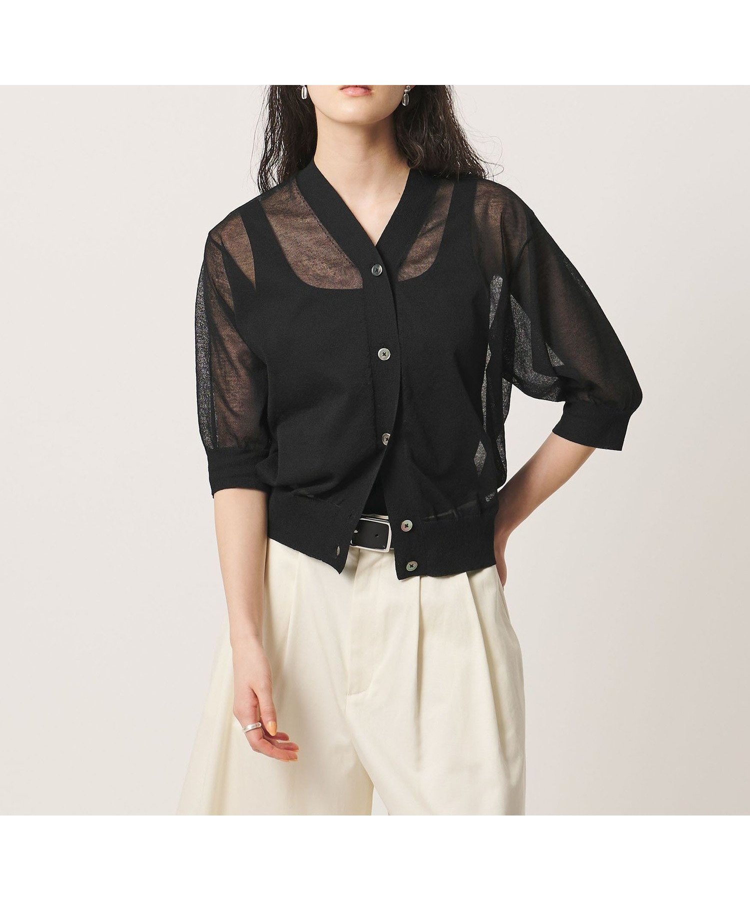 【ユナイテッドアローズ/UNITED ARROWS】のシアー Vネック カーディガン -ウォッシャブル- インテリア・キッズ・メンズ・レディースファッション・服の通販 founy(ファニー) 　ファッション　Fashion　レディースファッション　Fashion for Women　トップス・カットソー　Cut & Sew Tops　カーディガン・羽織り　Layered Style Cardigans　Vネックトップス　V-Neck Tops / V-Cut Neckline Shirts　ウォッシャブル　Machine Washable　カーディガン　Cardigan, Knitwear　クラシック　Classic, Timeless Style　シアー　Sheer, See-Through　ノースリーブ　Sleeveless, No-Sleeve　夏　Summer　春　Spring　S/S・春夏　SS, Spring/Summer, Warm Season　BLACK|ID: prp329100004939291 ipo3291000000037064415