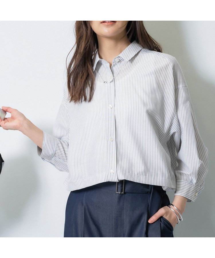 【インディヴィ/INDIVI】の【洗える/2WAY】ドロスト付 シアーシャンブレーシャツ インテリア・キッズ・メンズ・レディースファッション・服の通販 founy(ファニー) 　ファッション　Fashion　レディースファッション　Fashion for Women　トップス・カットソー　Cut & Sew Tops　シャツ・ブラウス・オフィスカジュアル　Elegant Blouses & Button-Ups　洗える　Machine Washable　シャンブレー　Chambray, Denim-Like Fabric　シンプル　Simple, Minimal　スマート　Smart, Elegant　セットアップ　Set-Up, Coordinated Outfit　トレンド　Trend, Trending Now　ドローストリング　Drawstring, Pull Cord　長袖　Long Sleeve, Full Sleeve　バランス　Balance, Style Balance　半袖　Short Sleeve, Half Sleeve　ホワイト×ネイビー ストライプ|ID: prp329100004939313 ipo3291000000037064524