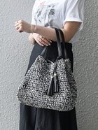 【シップス フォー ウィメン/SHIPS】の【WEB限定】SHIPS any コマアミ トート 人気、トレンドファッション・服の通販 founy(ファニー) ファッション Fashion レディースファッション Fashion for Women バッグ Bags 春 Spring シンプル Simple, Minimal タッセル Tassel, Fringe バランス Balance, Style Balance ポケット Pocket, Pocket Detail 2026年 2026 thumbnail ブラック|ID: prp329100004942113 ipo3291000000037091520