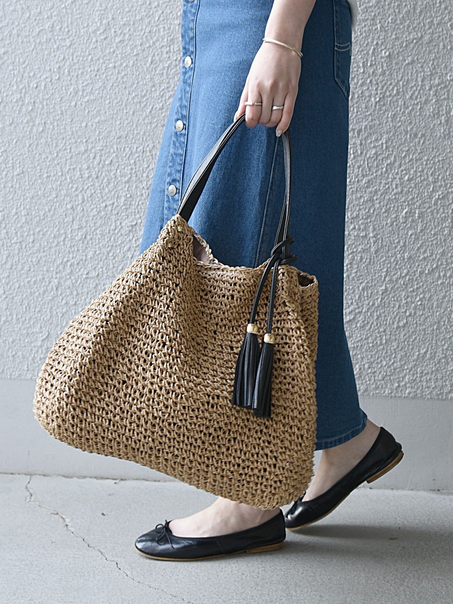 【シップス フォー ウィメン/SHIPS】の【WEB限定】SHIPS any コマアミ トート インテリア・キッズ・メンズ・レディースファッション・服の通販 founy(ファニー) 　ファッション　Fashion　レディースファッション　Fashion for Women　バッグ　Bags　春　Spring　シンプル　Simple, Minimal　タッセル　Tassel, Fringe　バランス　Balance, Style Balance　ポケット　Pocket, Pocket Detail　2026年　2026　キャメル|ID: prp329100004942113 ipo3291000000037091525