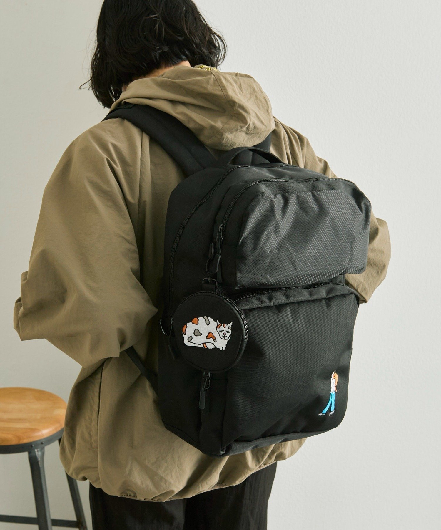 【イア パピヨネ/ear PAPILLONNER】の【KEN NAKAYAMA×ear】コラボリュック/バックパック インテリア・キッズ・メンズ・レディースファッション・服の通販 founy(ファニー) 　ファッション　Fashion　レディースファッション　Fashion for Women　バッグ　Bags　インナー　Innerwear　カラフル　Colorful Design　クッション　Cushion, Throw Pillow　コラボ　Collaboration, Collab　チャーム　Charm, Pendant　猫　Cat, Kitty　プリント　Print, Printed Pattern　ポケット　Pocket, Pocket Detail　ポーチ　Pouch, Small Case　モチーフ　Motif, Design Theme　リュック　Backpack, Rucksack　おすすめ　Recommended / Our Picks　犬　Dog　旅行　Travel　スーツケース キャリーケース　Suitcase / Carry Case　ビジネス 仕事 通勤　Business / Work / Commuting　ブラック|ID: prp329100004942202 ipo3291000000037092116