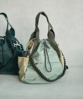 【レプシィム ローリーズファーム/LEPSIM LOWRYS FARM】の【500mlペットボトルも入る】ユーティリティ巾着バッグ 人気、トレンドファッション・服の通販 founy(ファニー) ファッション Fashion レディースファッション Fashion for Women バッグ Bags おすすめ Recommended / Our Picks インナー Innerwear ショルダー Shoulder, Shoulder Strap ショート Short, Short Length ポケット Pocket, Pocket Detail 巾着 Drawstring Bag, Kinchaku 軽量 Lightweight, Ultra Light |ID:prp329100004942207