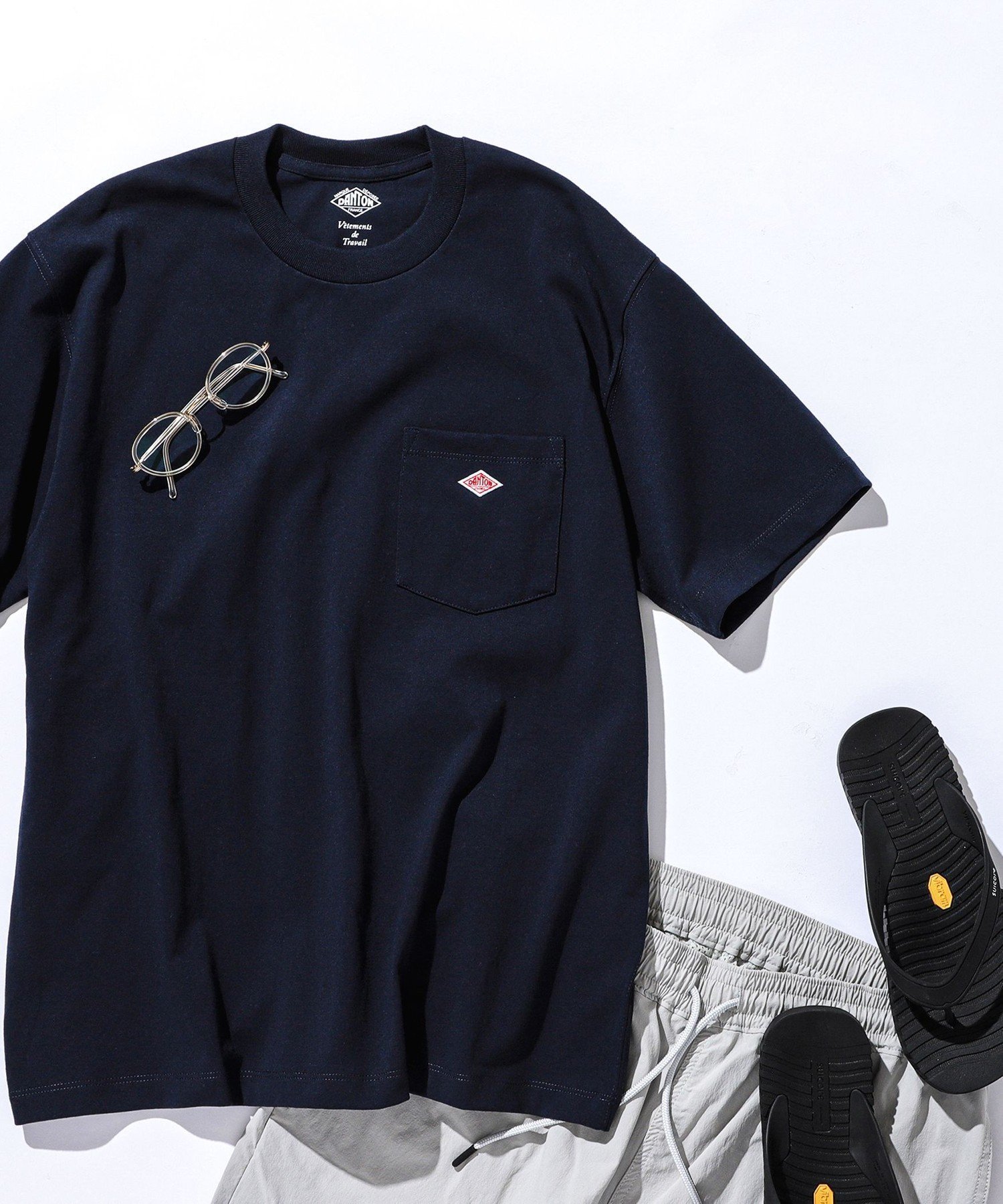 【ビームス/BEAMS / MEN】のDANTON / POCKET T-SHIRT インテリア・キッズ・メンズ・レディースファッション・服の通販 founy(ファニー) 　ファッション　Fashion　メンズファッション　Fashion for Men　インナー　Innerwear　シンプル　Simple, Minimal　フィット　Fit, Slim Fit　フランス　France, French　ポケット　Pocket, Pocket Detail　レギュラー　Regular, Standard Fit　ワンポイント　One Point, Statement Accent　ワーク　Workwear, Utility Style　人気　Popular, Best Seller　定番　Standard, Basic Item　NAVY|ID: prp329100004942815 ipo3291000000037099447