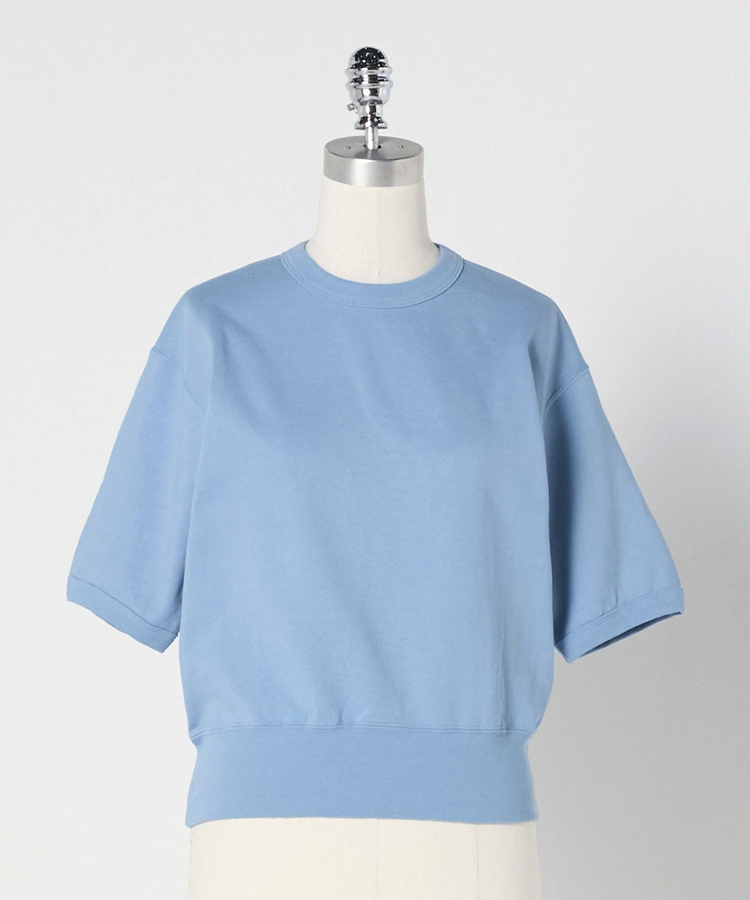 【ユナイテッドアローズ/UNITED ARROWS】のLOEFF ショートスリーブ スウェット インテリア・キッズ・メンズ・レディースファッション・服の通販 founy(ファニー) 　ファッション　Fashion　レディースファッション　Fashion for Women　トップス・カットソー　Cut & Sew Tops　レディースパーカー・カジュアルフーディー　Casual Hoodies & Sweatshirts　スウェット・クルーネックトップス　Sweatshirts & Crewnecks / Relaxed Fit Sweat Tops　ショート　Short, Short Length　シンプル　Simple, Minimal　スウェット / スエット　Sweatshirt, Sweatwear　スポーティ　Sporty, Casual Athletic　スリーブ　Sleeve, Long Sleeve / Short Sleeve　バランス　Balance, Style Balance　半袖　Short Sleeve, Half Sleeve　エレガント 上品　Elegant　LT.BLUE|ID: prp329100004942824 ipo3291000000037099515